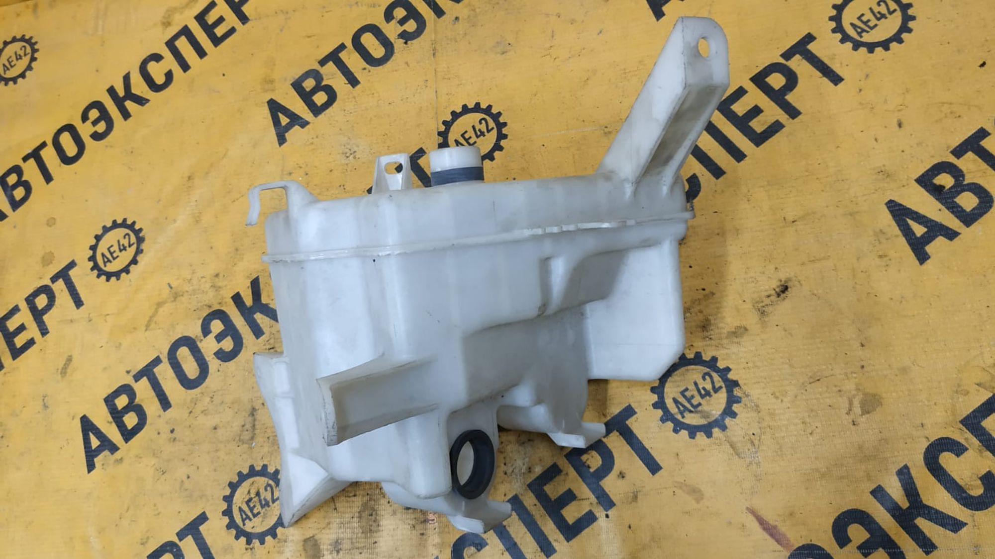 https://gcs.partsauto.market/rn-stockpro.appspot.com/thmbs/userImages/87497919e31020c6b1c735431d06908a/part/d6a0a4e2-8a06-406b-b3a8-0ed7d76c14f0_1745998889890.jpg