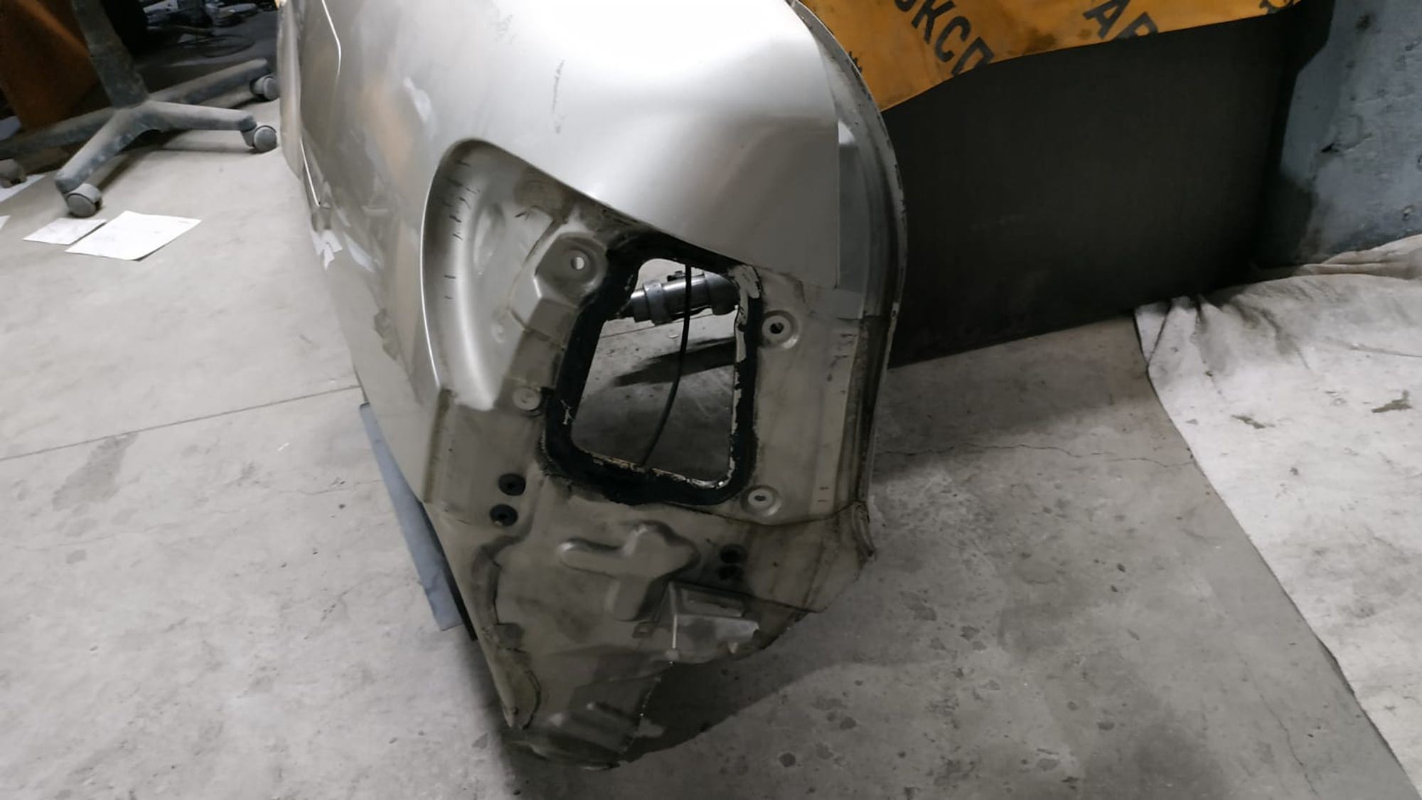 https://gcs.partsauto.market/rn-stockpro.appspot.com/thmbs/userImages/87497919e31020c6b1c735431d06908a/part/e79d44d0-fc1b-44b1-95fa-6b8f521e7945_1748486137552.jpg