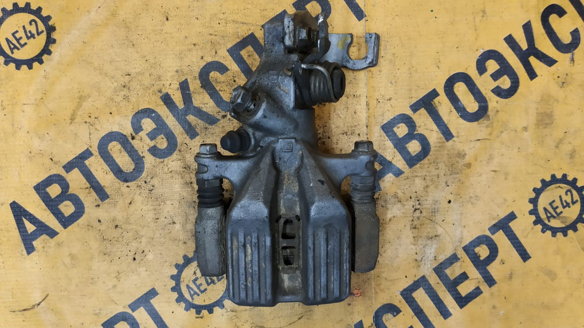 https://gcs.partsauto.market/rn-stockpro.appspot.com/thmbs/userImages/87497919e31020c6b1c735431d06908a/part/f69ef915-6261-42b1-8f76-31ac22b8bf0f_1747982244222.jpg