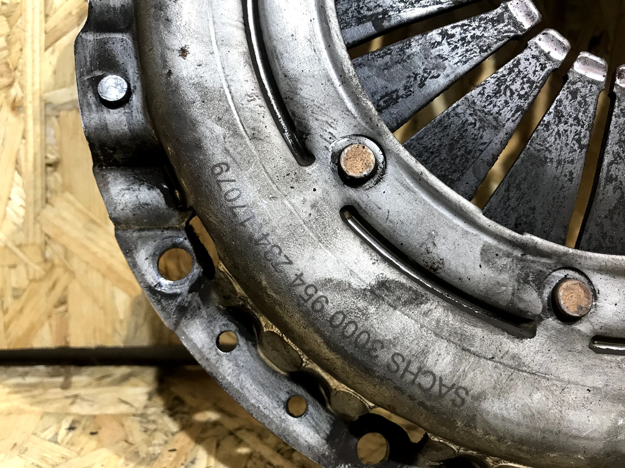https://gcs.partsauto.market/rn-stockpro.appspot.com/thmbs/userImages/8a62b3363da0e09cb67cff1c6fea183c/part/21b30010-b2d3-4bd4-8a4b-85915eeaeb6b_1731448845548.jpg
