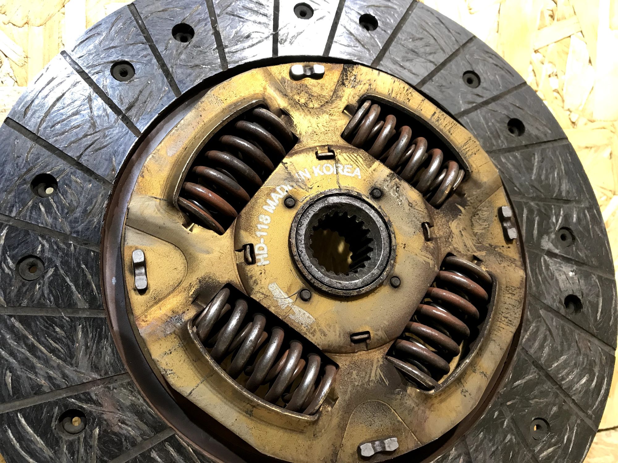 https://gcs.partsauto.market/rn-stockpro.appspot.com/thmbs/userImages/8a62b3363da0e09cb67cff1c6fea183c/part/e9d12168-54a9-44e5-a8b1-7aeb142e98f3_1731448845708.jpg