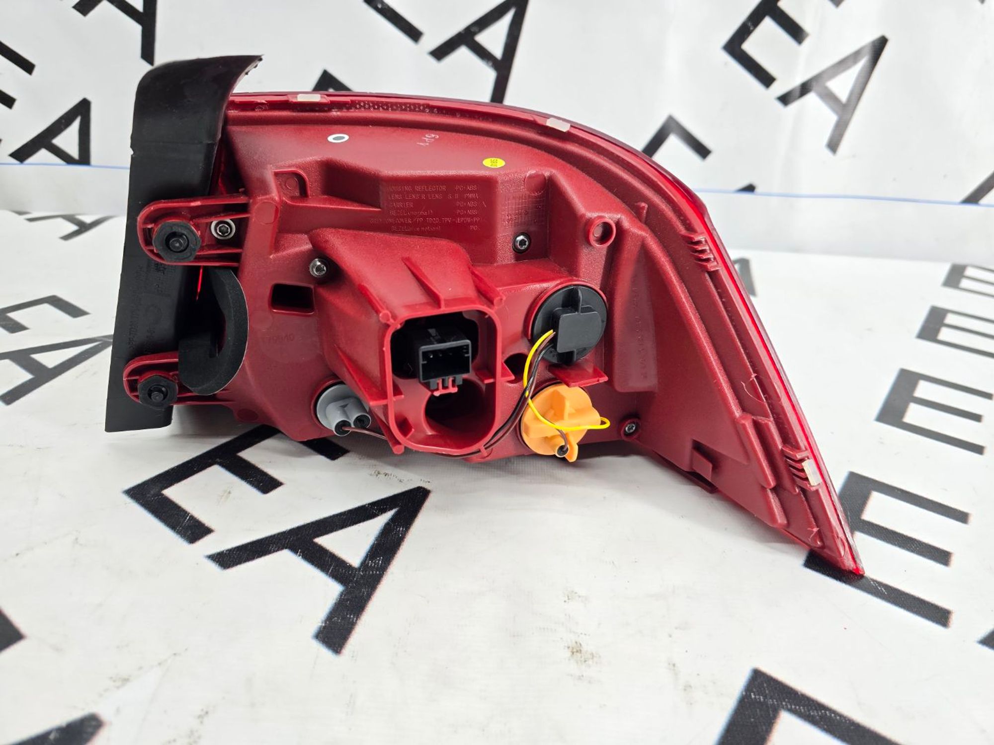 https://gcs.partsauto.market/rn-stockpro.appspot.com/thmbs/userImages/9ed2c848292c8d159f21dde9ffdf9853/part/0a446bc0-7ba6-403a-acb7-a7e0f6bafc33_1746513732455.jpg