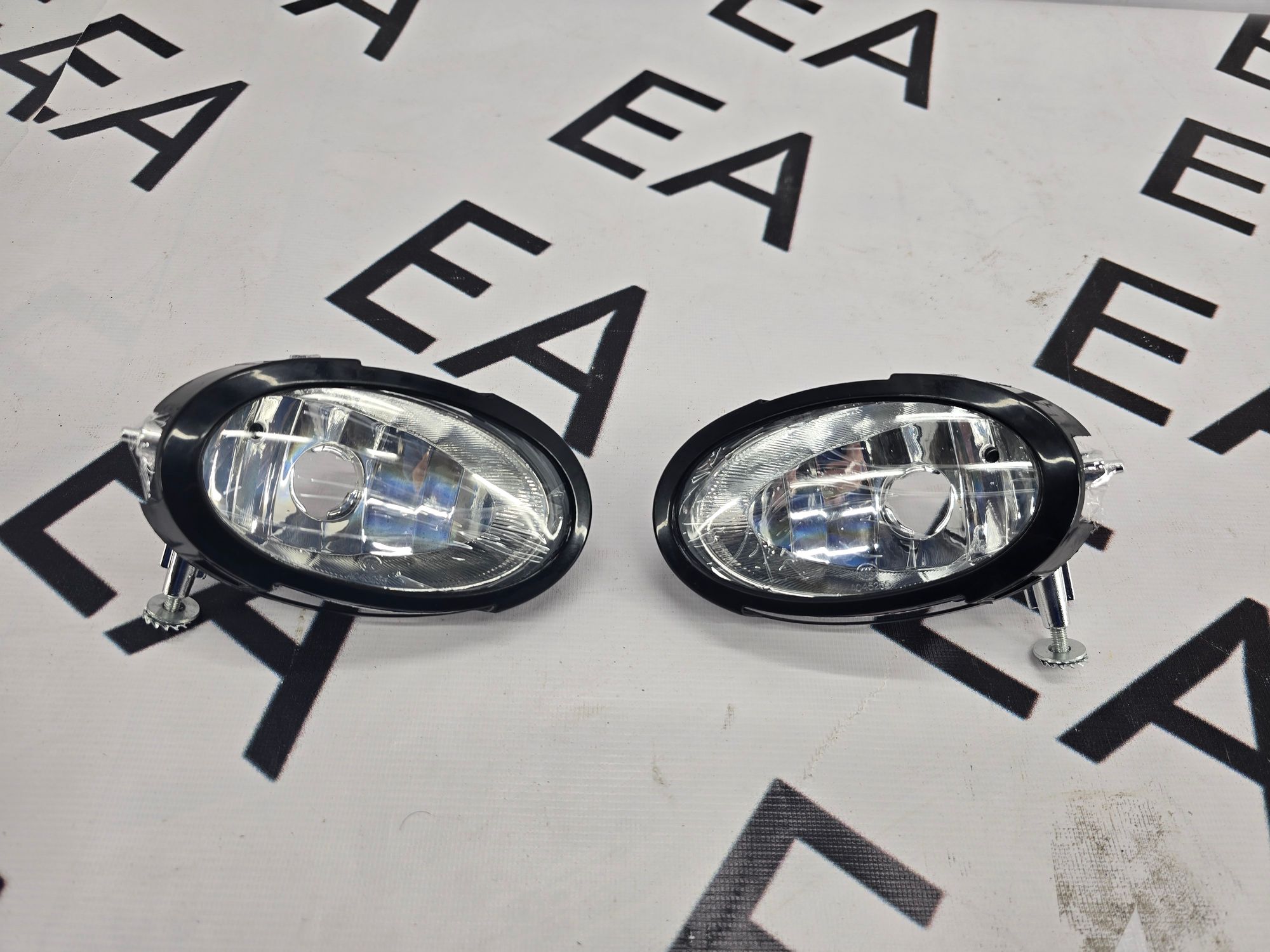 Фара противотуманная Mazda 3 BK 2003-2009