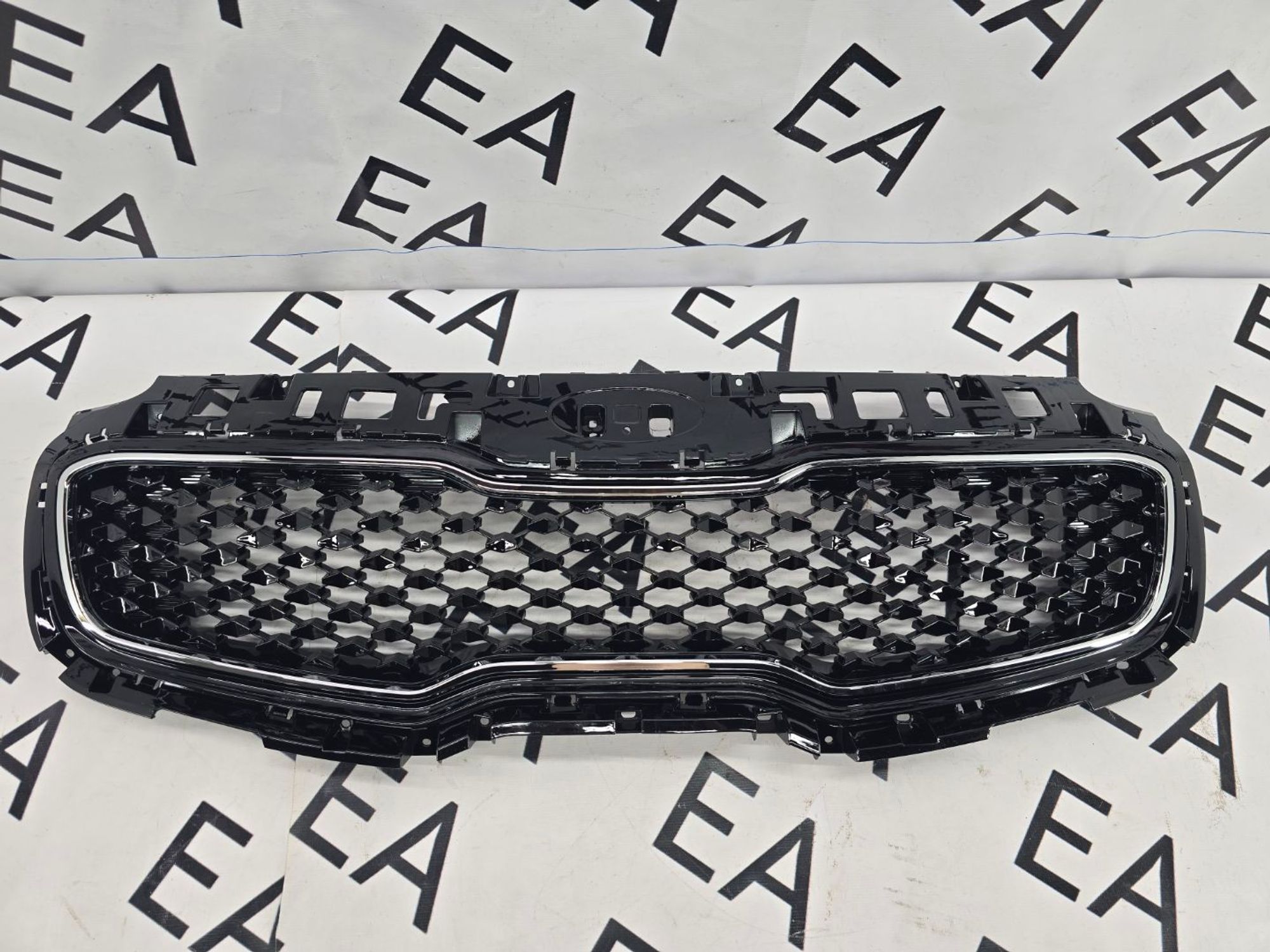 Решетка радиатора Kia Sportage 4 2016-2018
