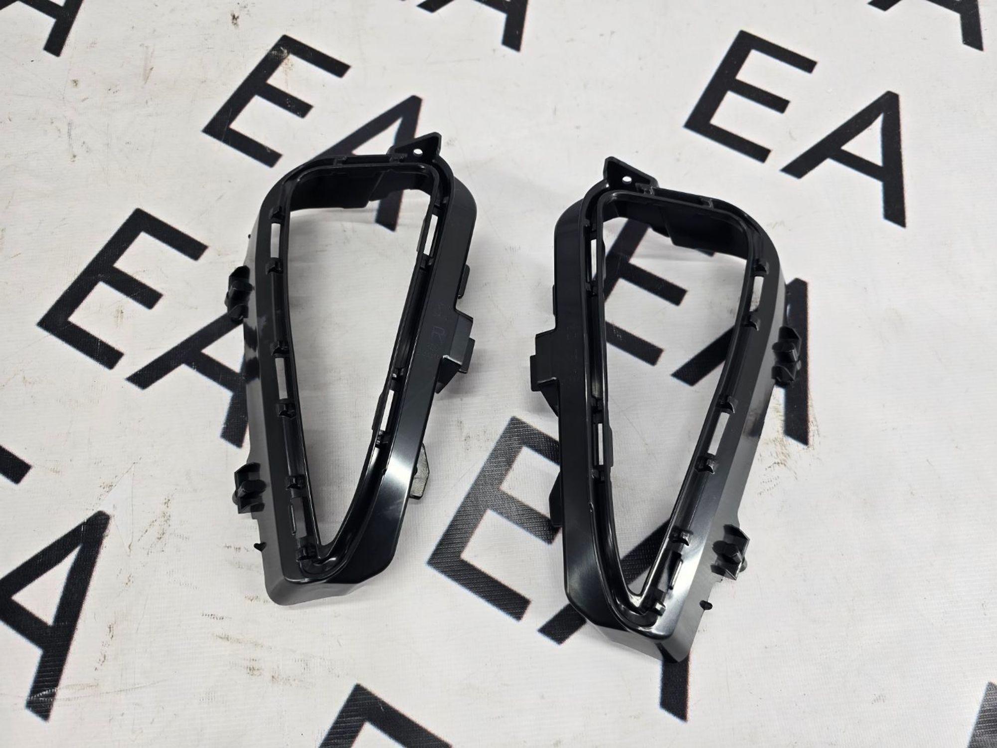 https://gcs.partsauto.market/rn-stockpro.appspot.com/thmbs/userImages/9ed2c848292c8d159f21dde9ffdf9853/part/91e12448-b3df-47e9-87f3-d3685e4d14bb_1746359634503.jpg