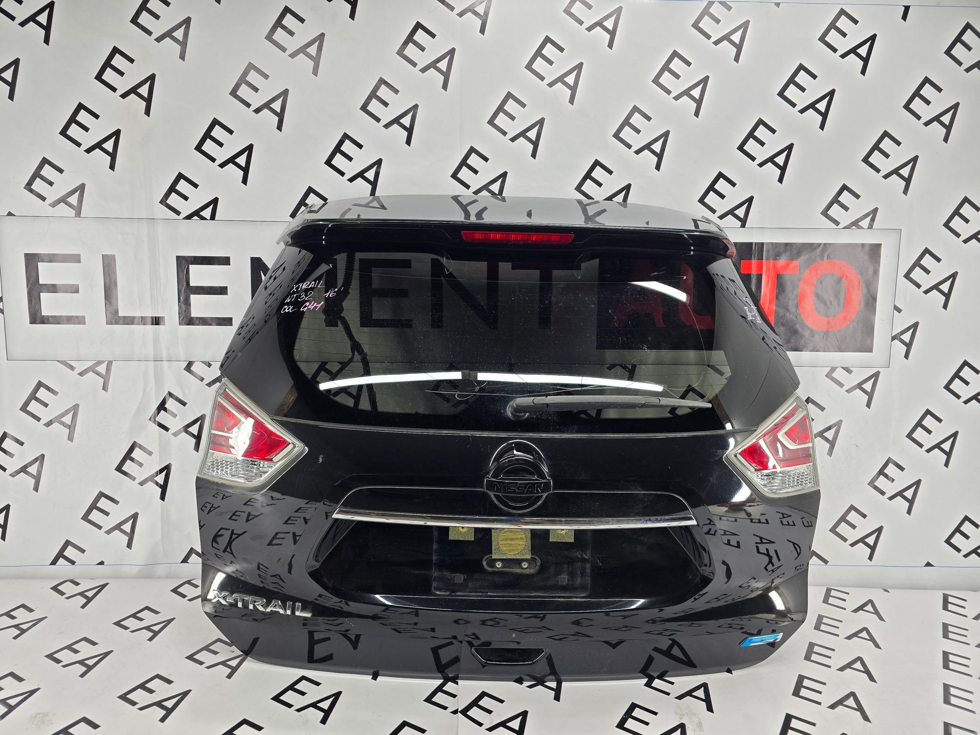 Крышка багажника Nissan X-Trail T32 (2013—2019)