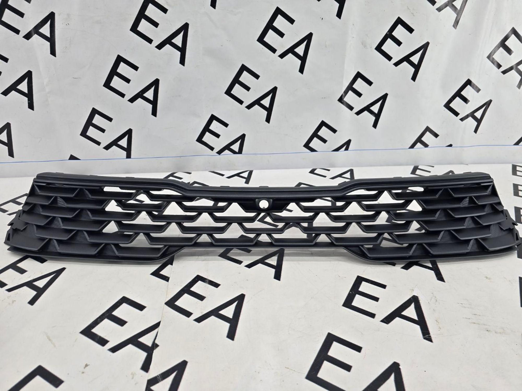 Решетка радиатора Kia K5 2019-2022