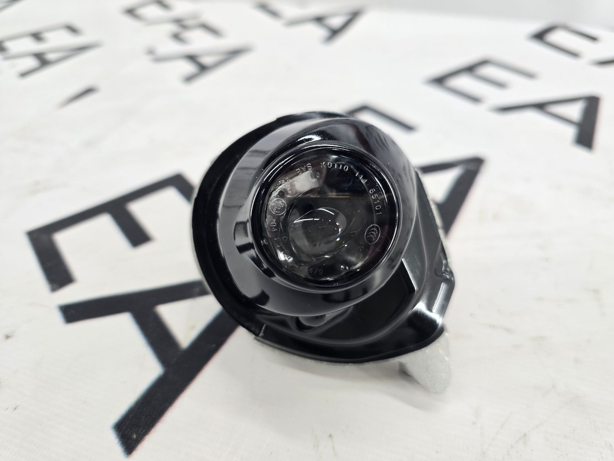 Фара противотуманная правая Mazda CX-5 KF LED