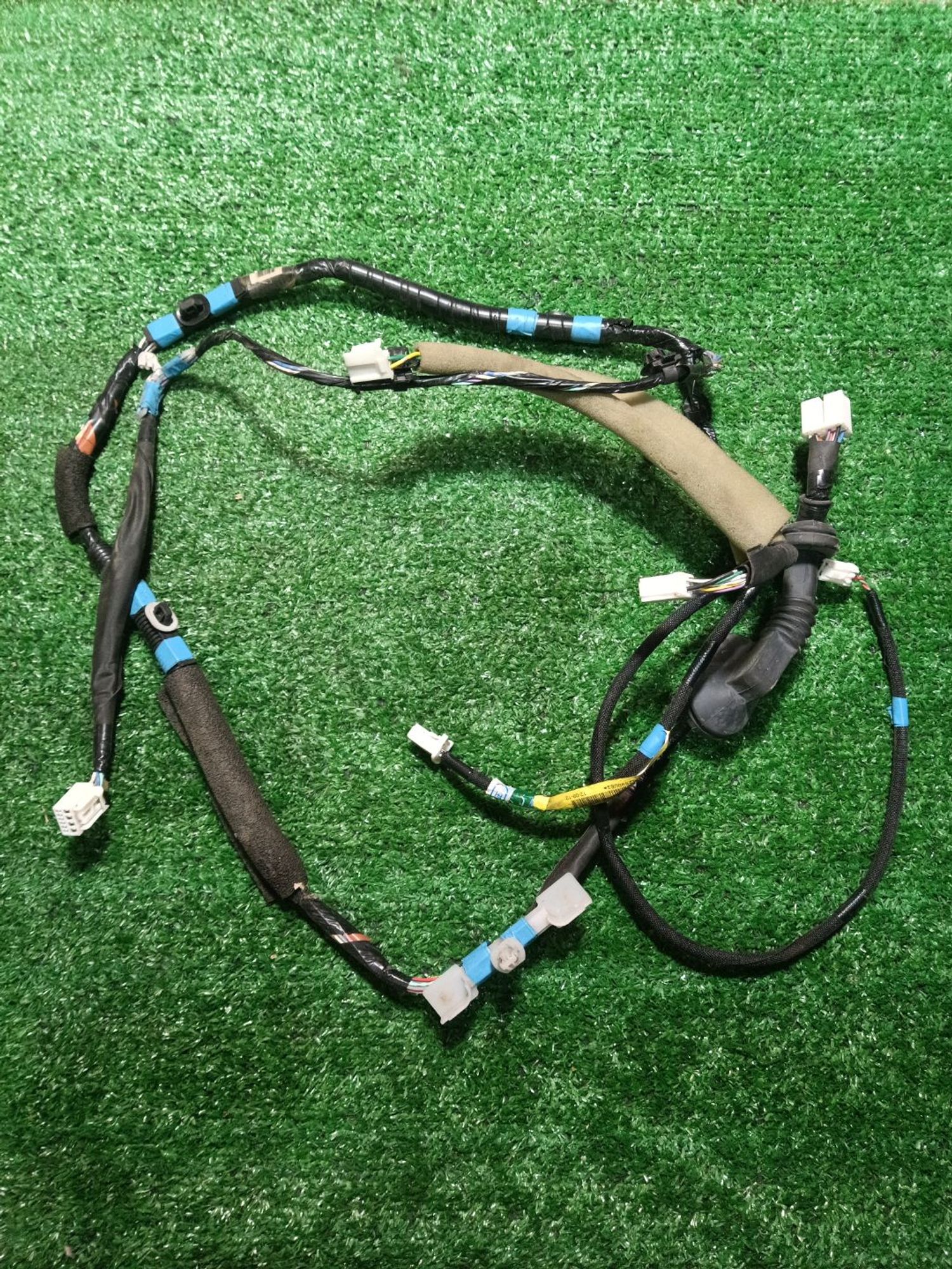 https://gcs.partsauto.market/rn-stockpro.appspot.com/thmbs/userImages/a19a1494006c0851879c8cd6f3827d7d/part/7e43a5b7-9eda-48c3-889f-7230e8d4cba3_1733545411638.jpg