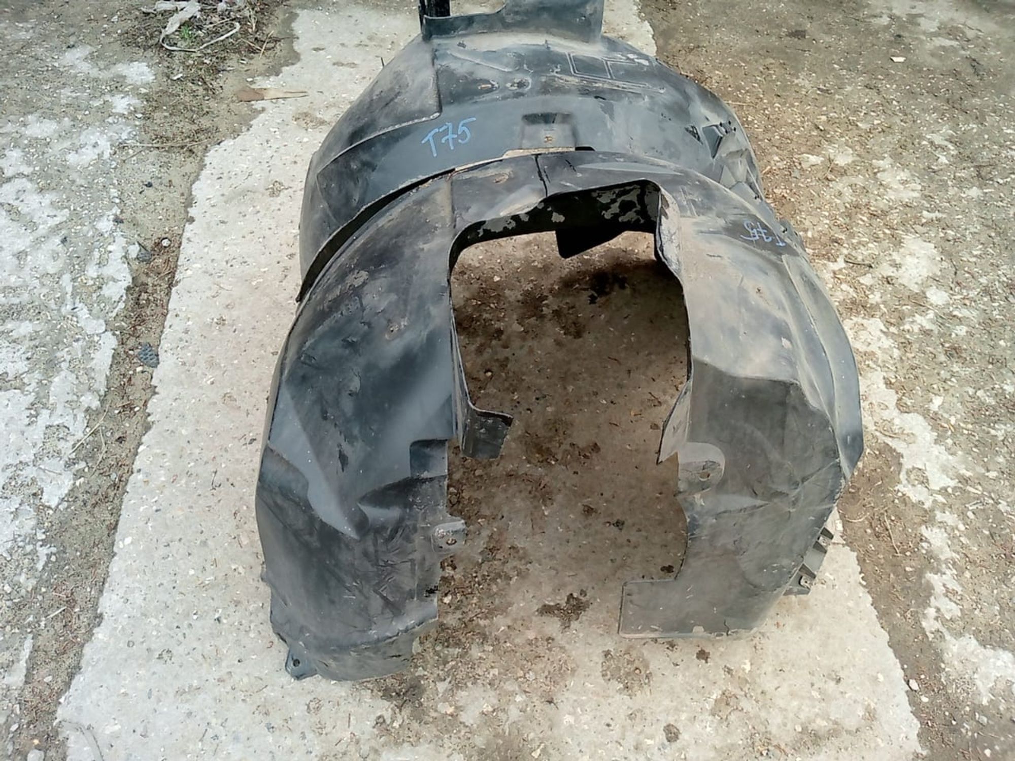 https://gcs.partsauto.market/rn-stockpro.appspot.com/thmbs/userImages/a486c87f8955b6e25f9185efee619899/part/00561db3-854b-4a9e-b48a-4dde1d70f696_1748463656125.jpg