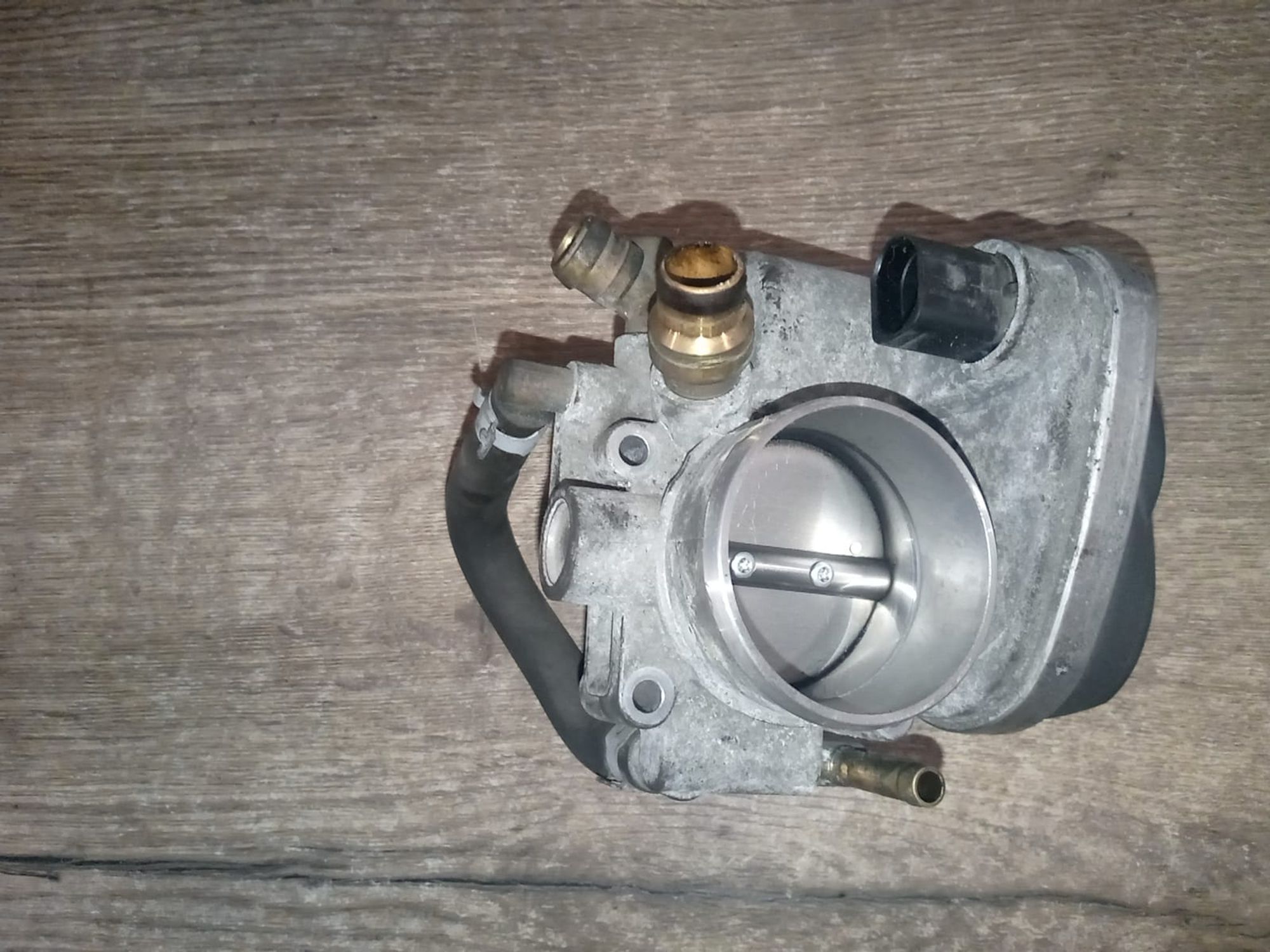 https://gcs.partsauto.market/rn-stockpro.appspot.com/thmbs/userImages/a486c87f8955b6e25f9185efee619899/part/0a24729d-0106-40ce-9ebf-3c34bfedda1f_1747845971064.jpg