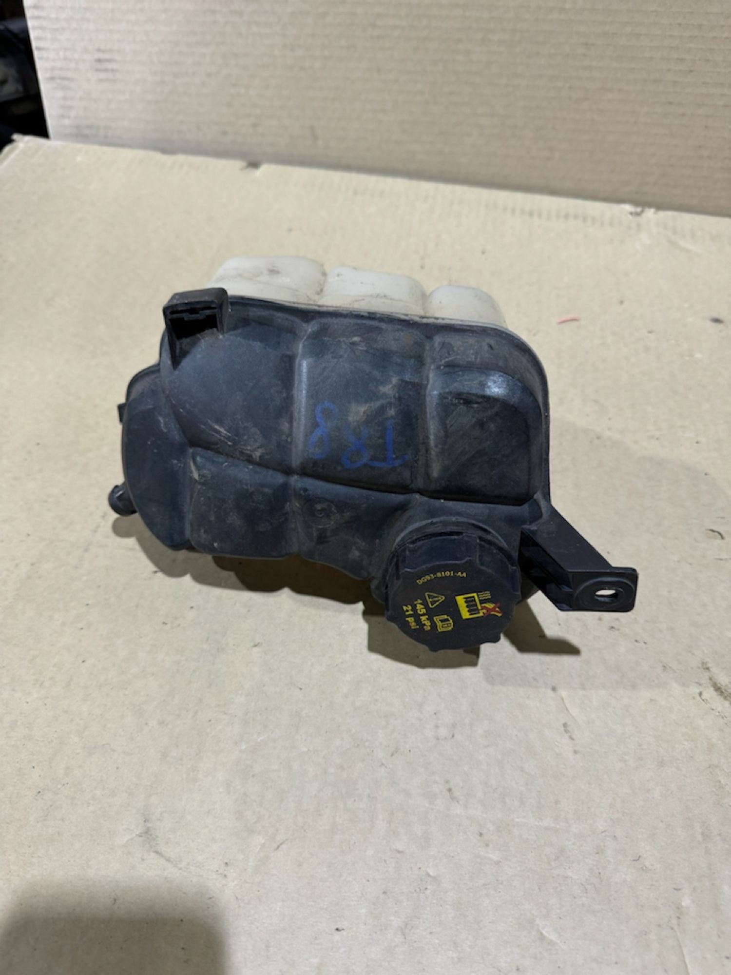 https://gcs.partsauto.market/rn-stockpro.appspot.com/thmbs/userImages/a486c87f8955b6e25f9185efee619899/part/13003897-3204-481b-a233-7d66c639ef82_1748088475875.jpg