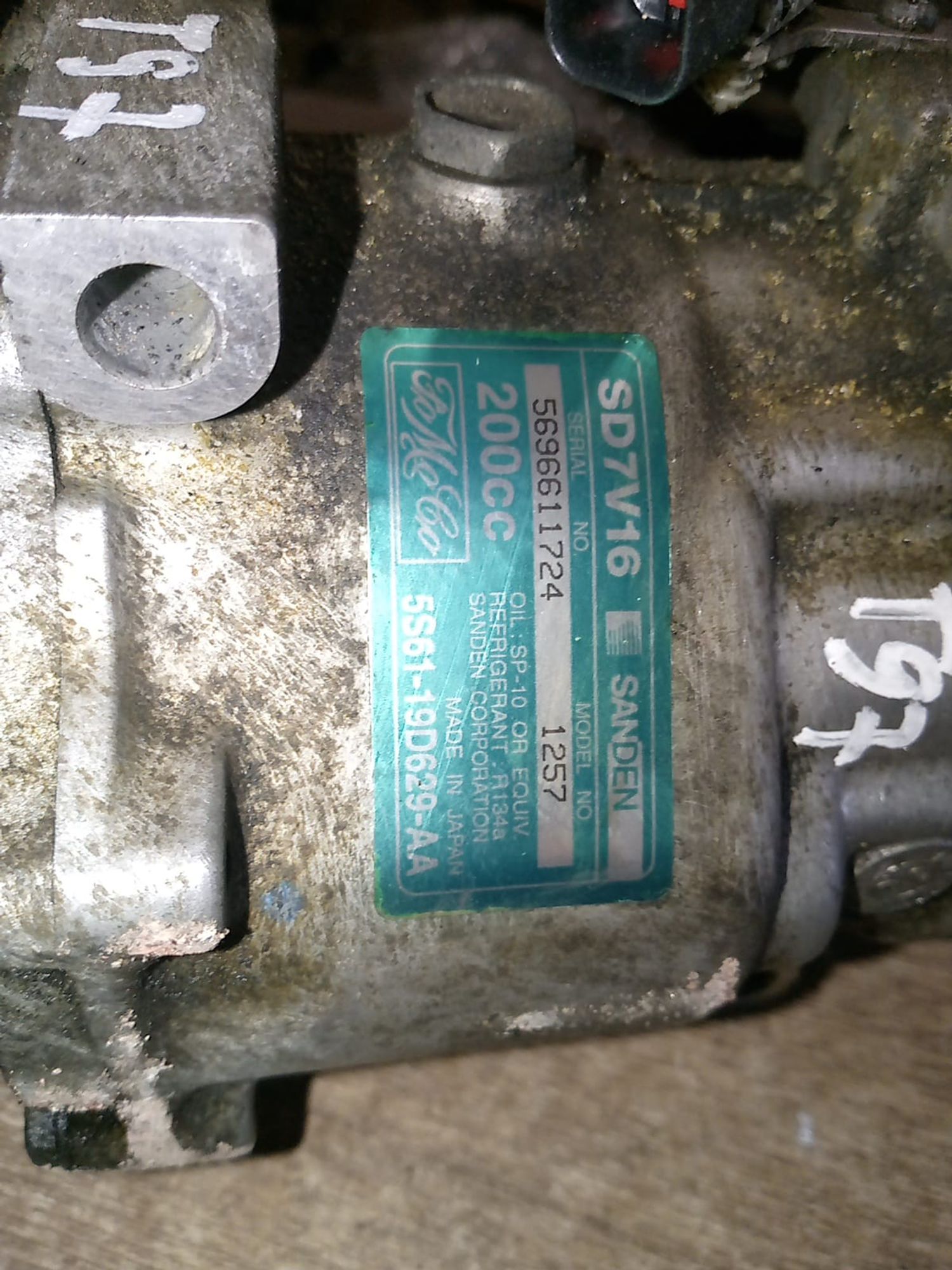 https://gcs.partsauto.market/rn-stockpro.appspot.com/thmbs/userImages/a486c87f8955b6e25f9185efee619899/part/1799f080-f37c-4b1e-85fd-28ecee43b97e_1748336446432.jpg