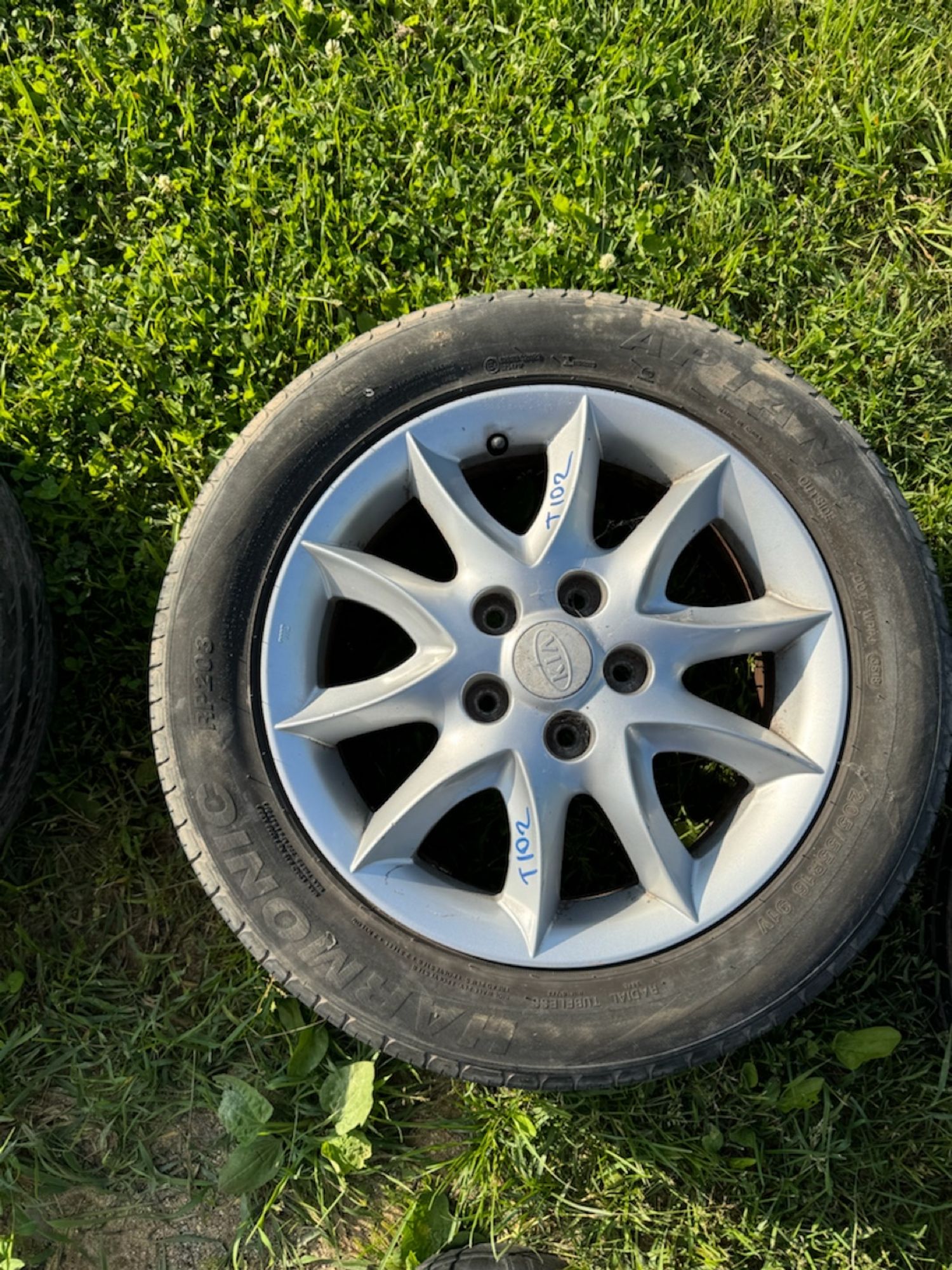 https://gcs.partsauto.market/rn-stockpro.appspot.com/thmbs/userImages/a486c87f8955b6e25f9185efee619899/part/31a4d72c-ab7c-4854-abbc-e8a65381ee96_1750518543282.jpg