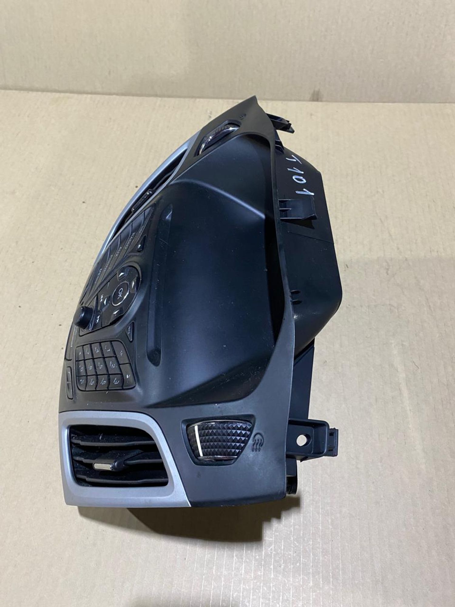 https://gcs.partsauto.market/rn-stockpro.appspot.com/thmbs/userImages/a486c87f8955b6e25f9185efee619899/part/366aae64-33e9-4033-b214-12db0fb86f1b_1750195697926.jpg