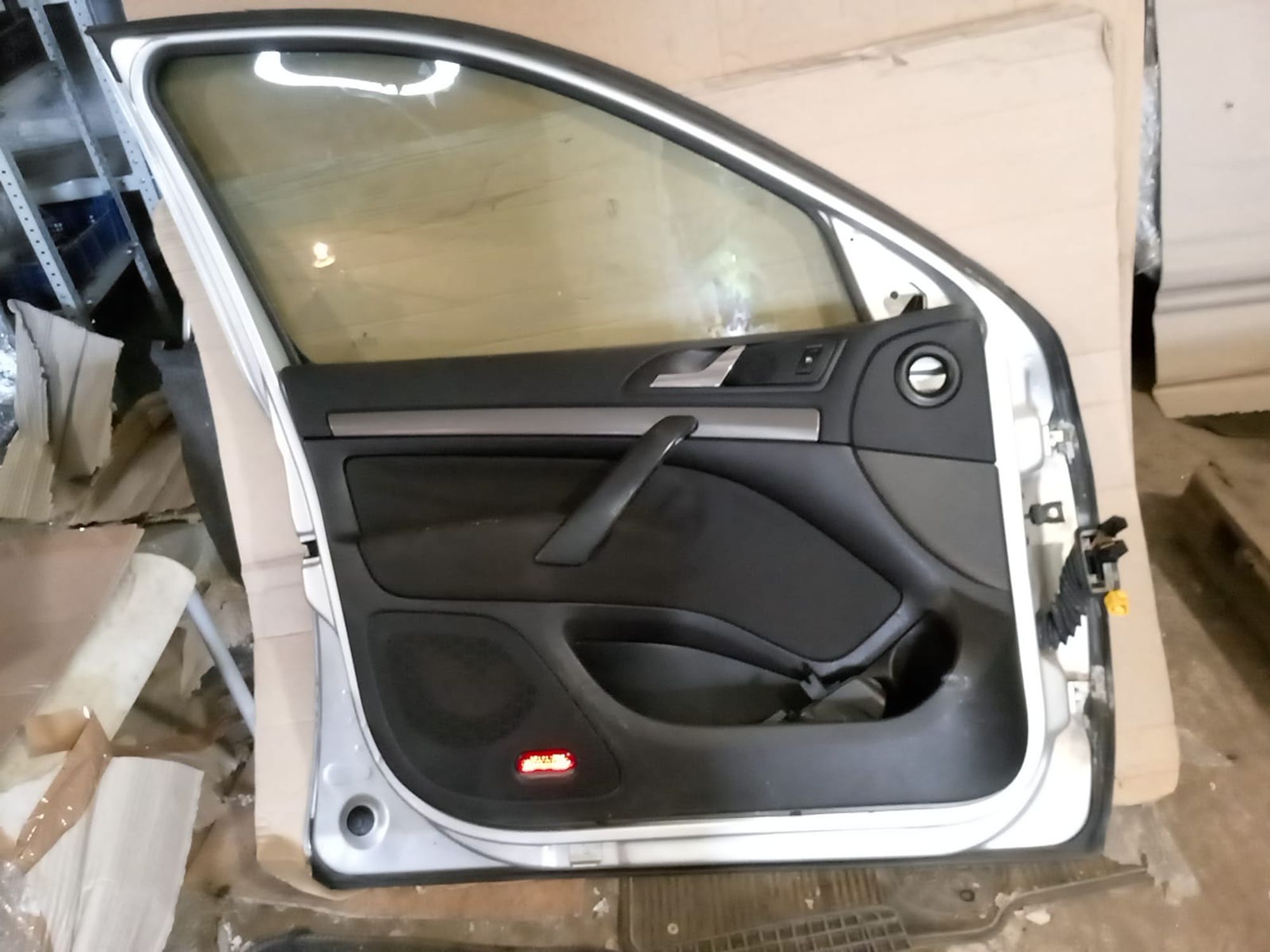 https://gcs.partsauto.market/rn-stockpro.appspot.com/thmbs/userImages/a486c87f8955b6e25f9185efee619899/part/3ff273b8-9752-4ef5-8ee6-4b9aa5860a7a_1746219846719.jpg