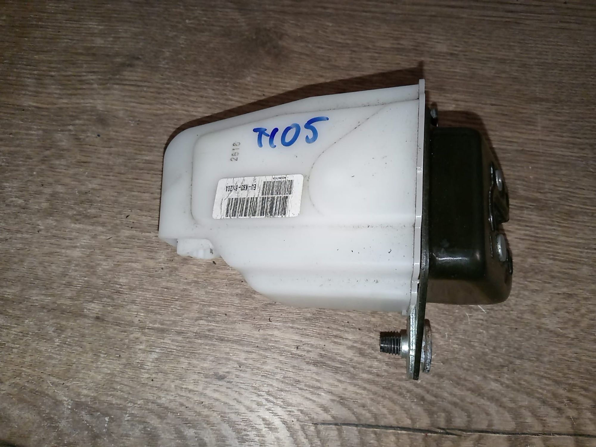 https://gcs.partsauto.market/rn-stockpro.appspot.com/thmbs/userImages/a486c87f8955b6e25f9185efee619899/part/41e7335a-139e-4fe1-aeea-cb0a7303dba9_1746709013176.jpg