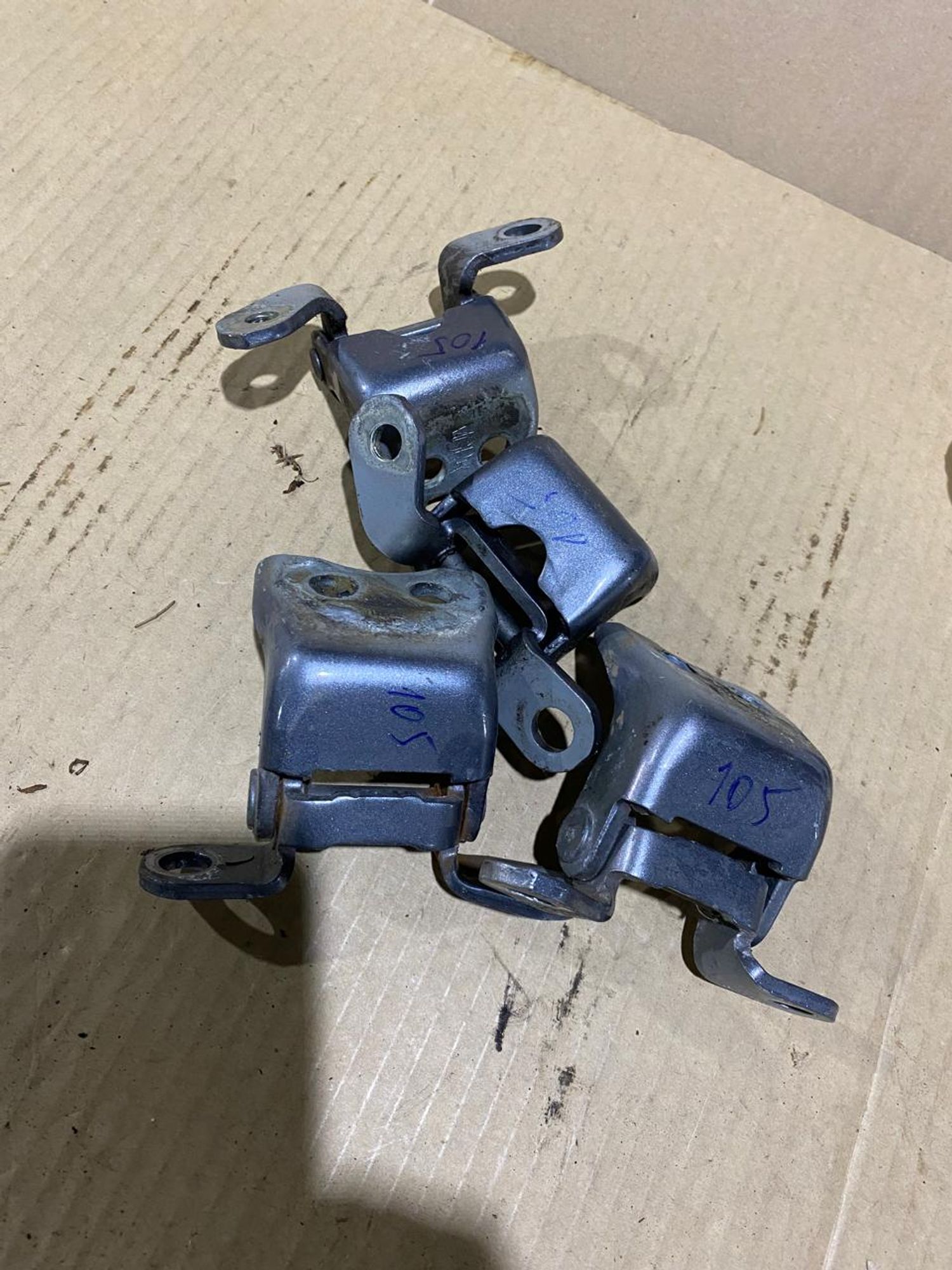 https://gcs.partsauto.market/rn-stockpro.appspot.com/thmbs/userImages/a486c87f8955b6e25f9185efee619899/part/4381937f-8927-4014-a1ce-71f8d2ab7d0a_1749500042068.jpg