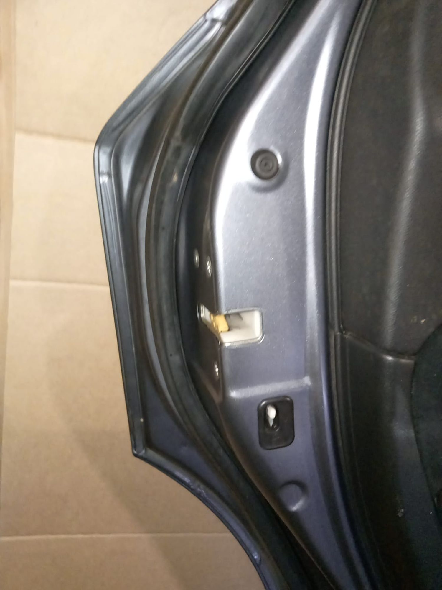 https://gcs.partsauto.market/rn-stockpro.appspot.com/thmbs/userImages/a486c87f8955b6e25f9185efee619899/part/4d040545-a814-4272-a196-662d354c080b_1747855908832.jpg