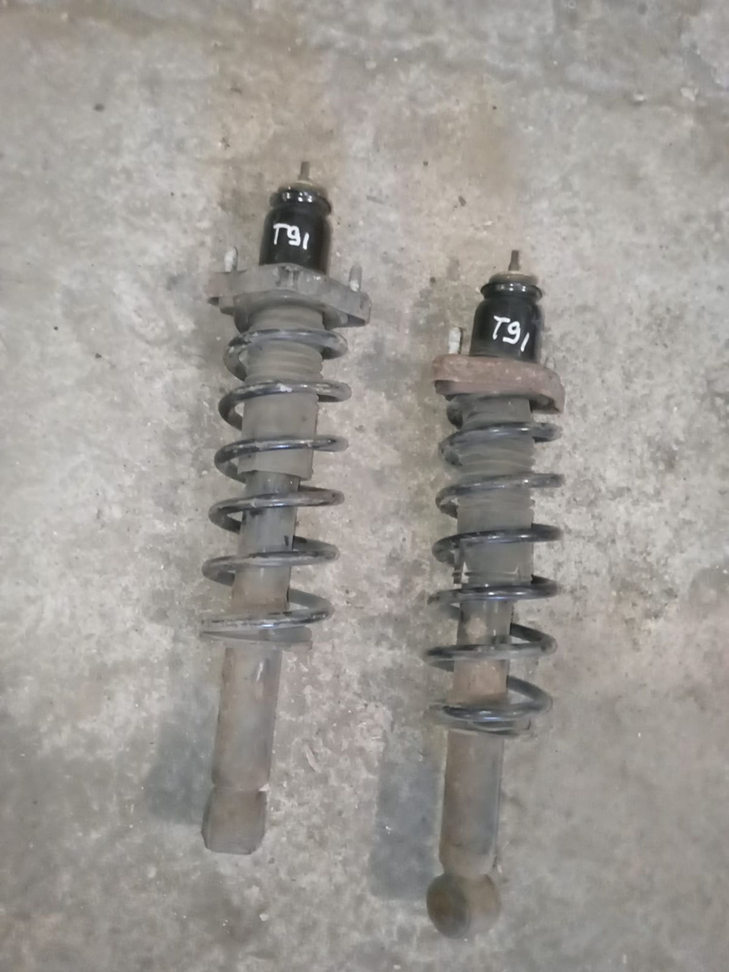https://gcs.partsauto.market/rn-stockpro.appspot.com/thmbs/userImages/a486c87f8955b6e25f9185efee619899/part/4d32a2da-4e88-46b3-9ff8-be0d89ccc4d5_1747947067783.jpg