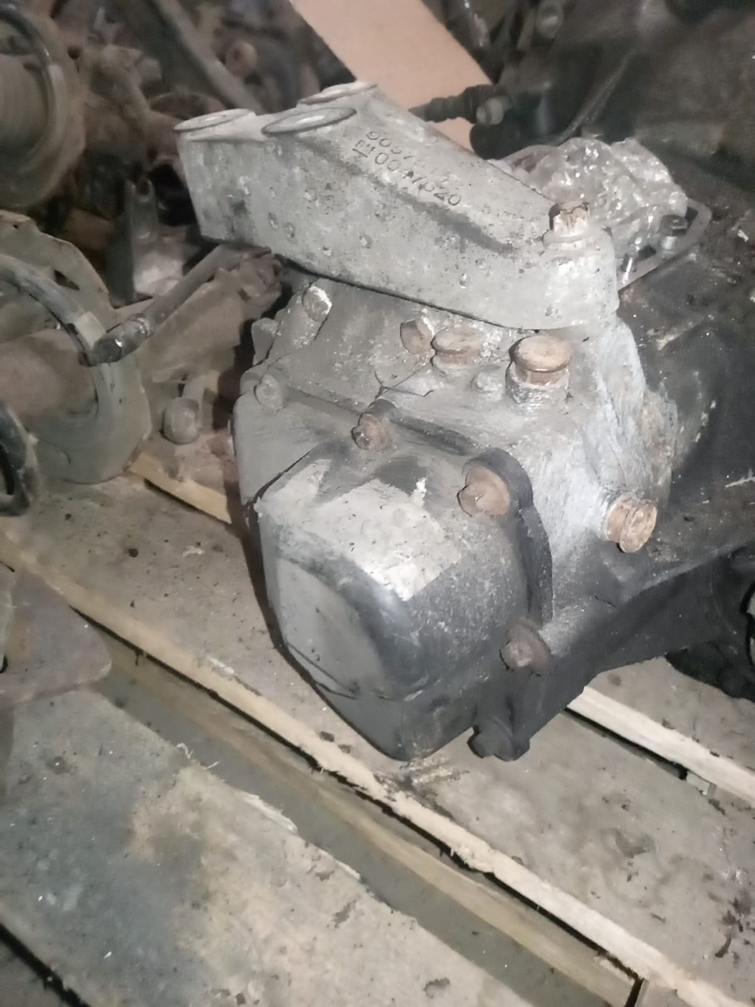 https://gcs.partsauto.market/rn-stockpro.appspot.com/thmbs/userImages/a486c87f8955b6e25f9185efee619899/part/50a3369f-fe4c-4b56-b98b-d27f975f9631_1747917302936.jpg