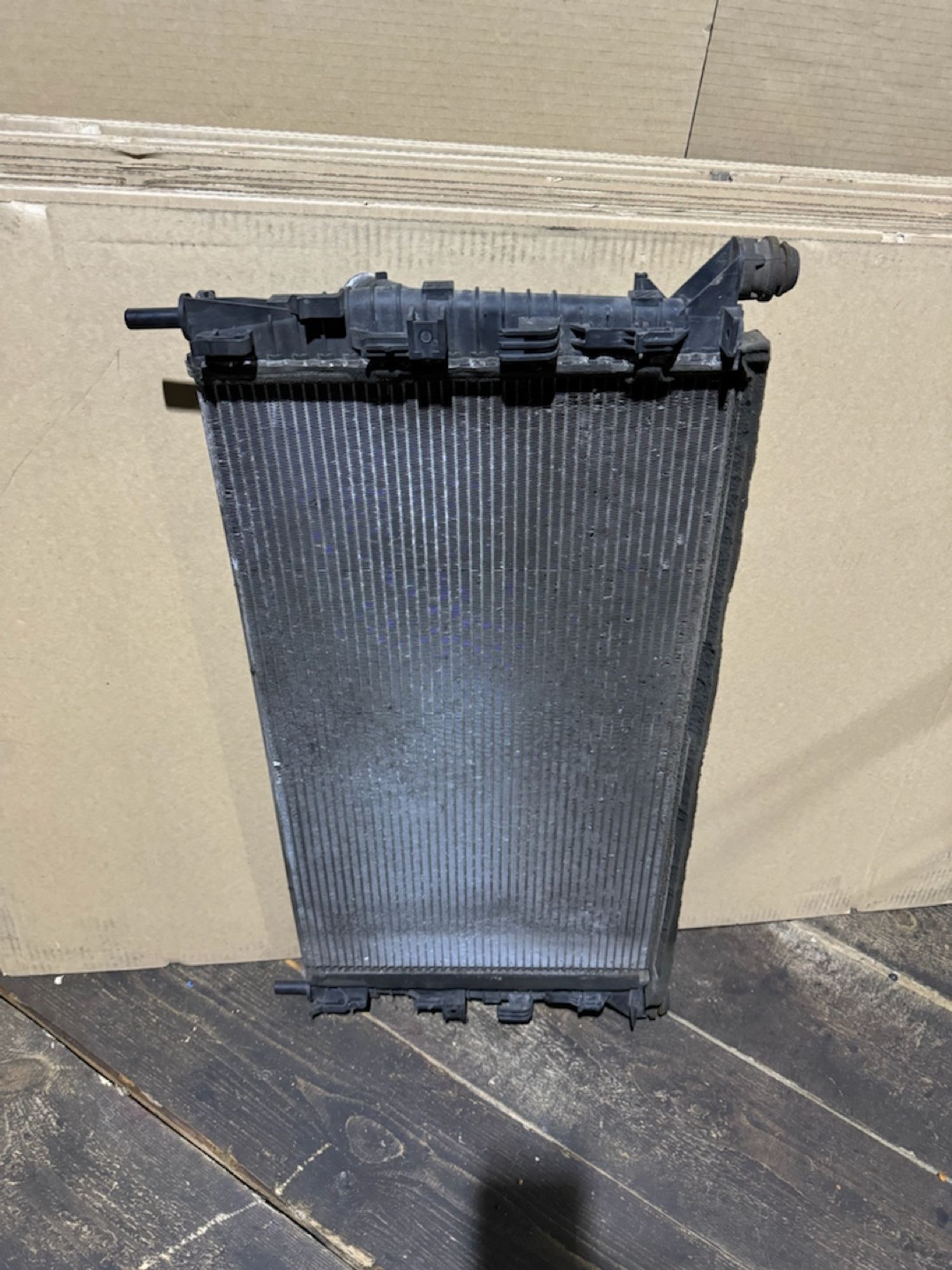 https://gcs.partsauto.market/rn-stockpro.appspot.com/thmbs/userImages/a486c87f8955b6e25f9185efee619899/part/577af1e1-2ee5-4568-b2da-68e9291d51ba_1747250611915.jpg