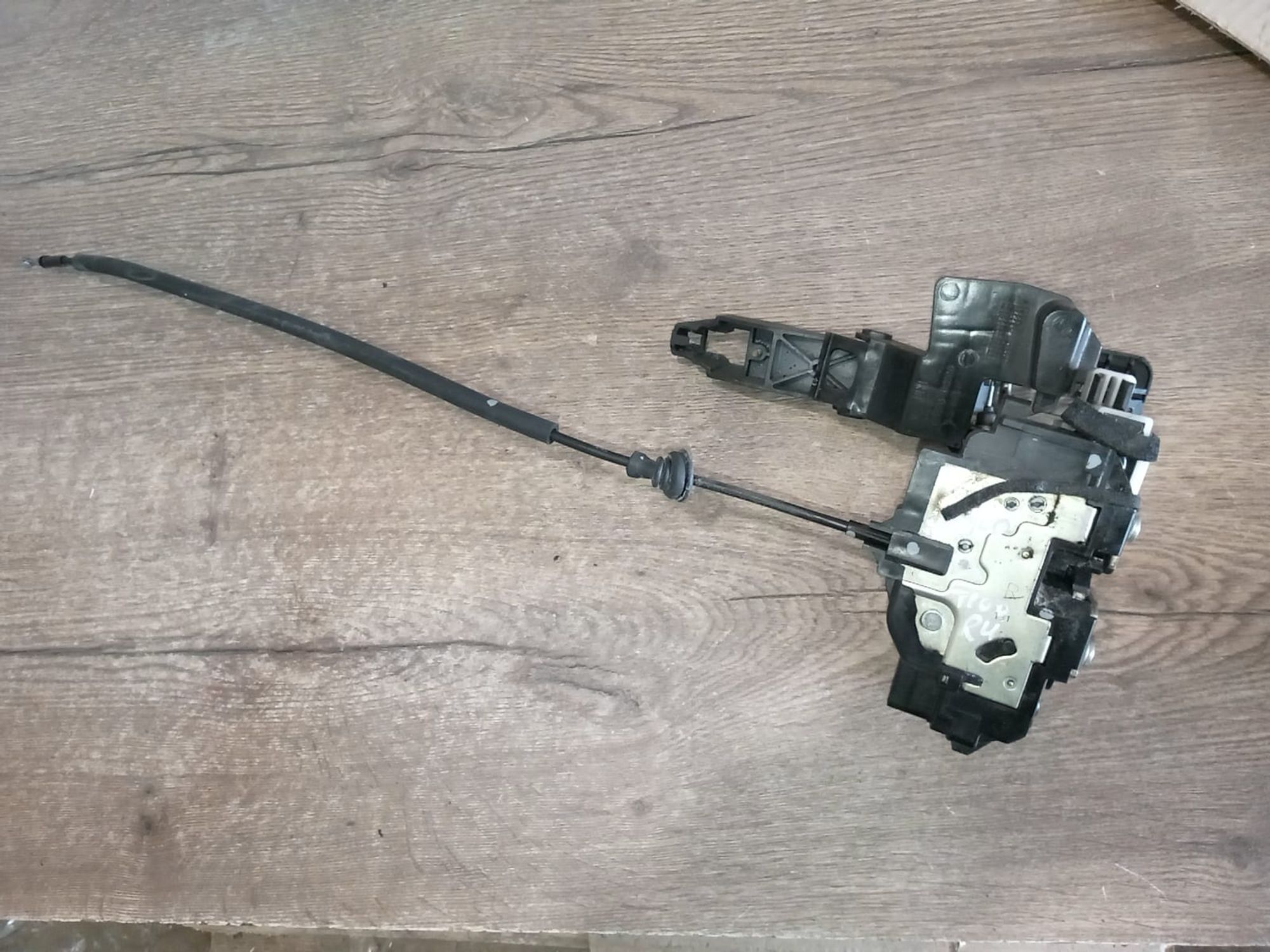 https://gcs.partsauto.market/rn-stockpro.appspot.com/thmbs/userImages/a486c87f8955b6e25f9185efee619899/part/7359bbbe-0b19-41ba-ad21-99d7f21c37fc_1749635263728.jpg