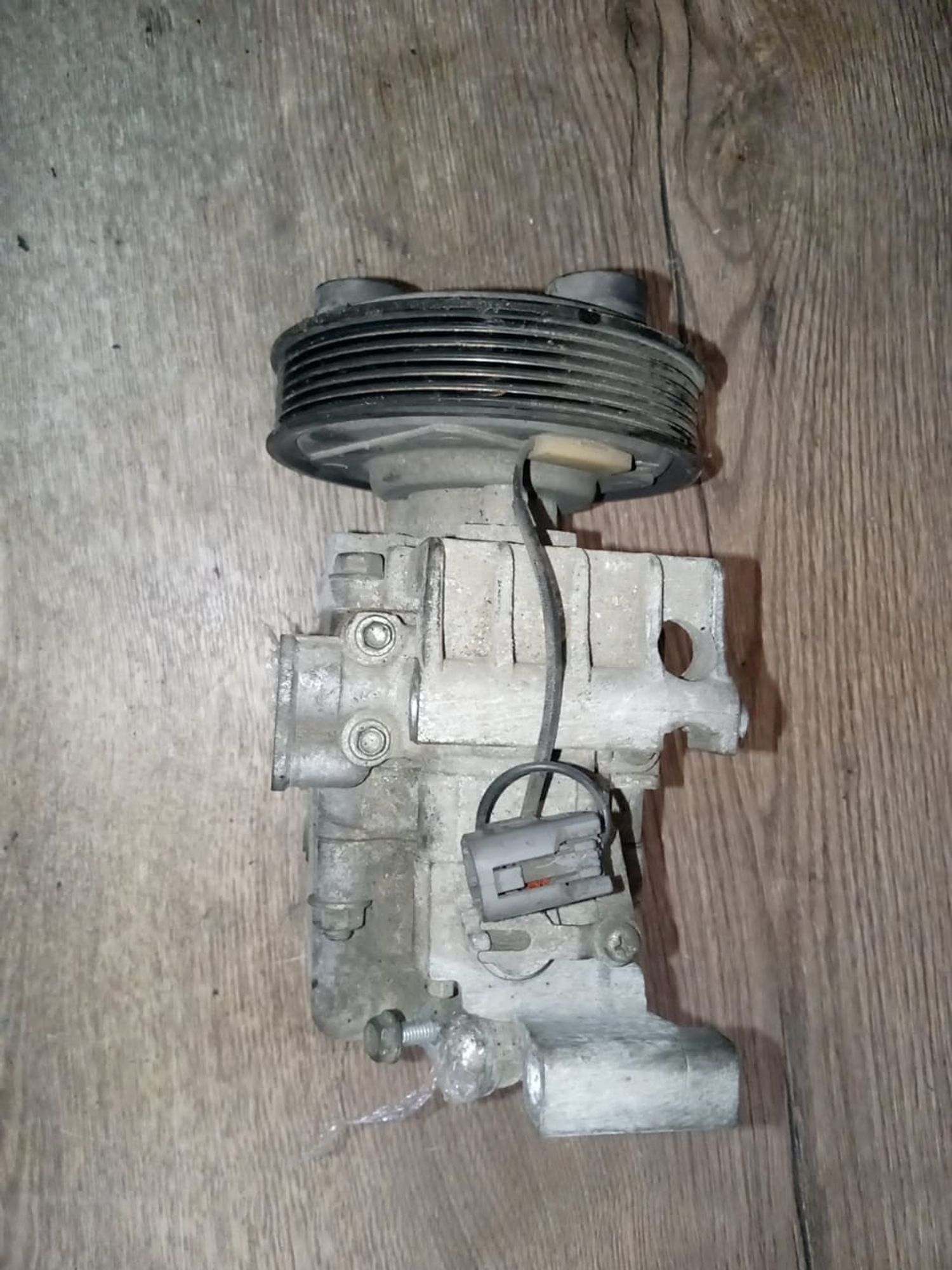 https://gcs.partsauto.market/rn-stockpro.appspot.com/thmbs/userImages/a486c87f8955b6e25f9185efee619899/part/7a75dc17-43d8-434b-9e42-727f9b691d46_1746017193193.jpg