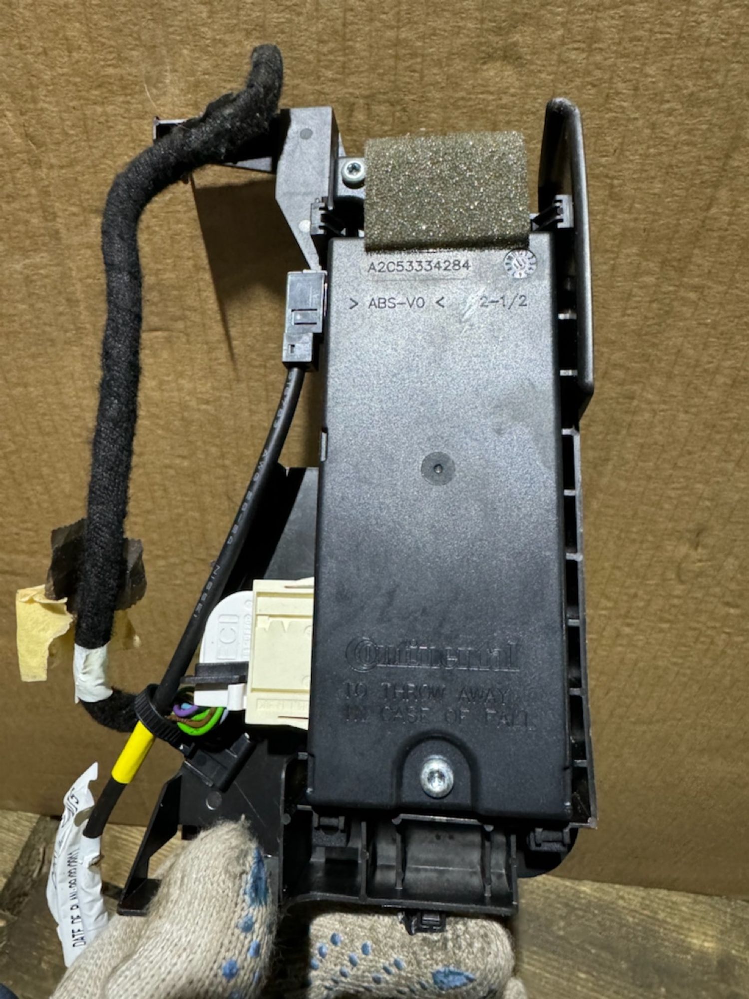 https://gcs.partsauto.market/rn-stockpro.appspot.com/thmbs/userImages/a486c87f8955b6e25f9185efee619899/part/83b08d43-918d-4e0a-ab21-0a0900ee6fef_1746015962749.jpg