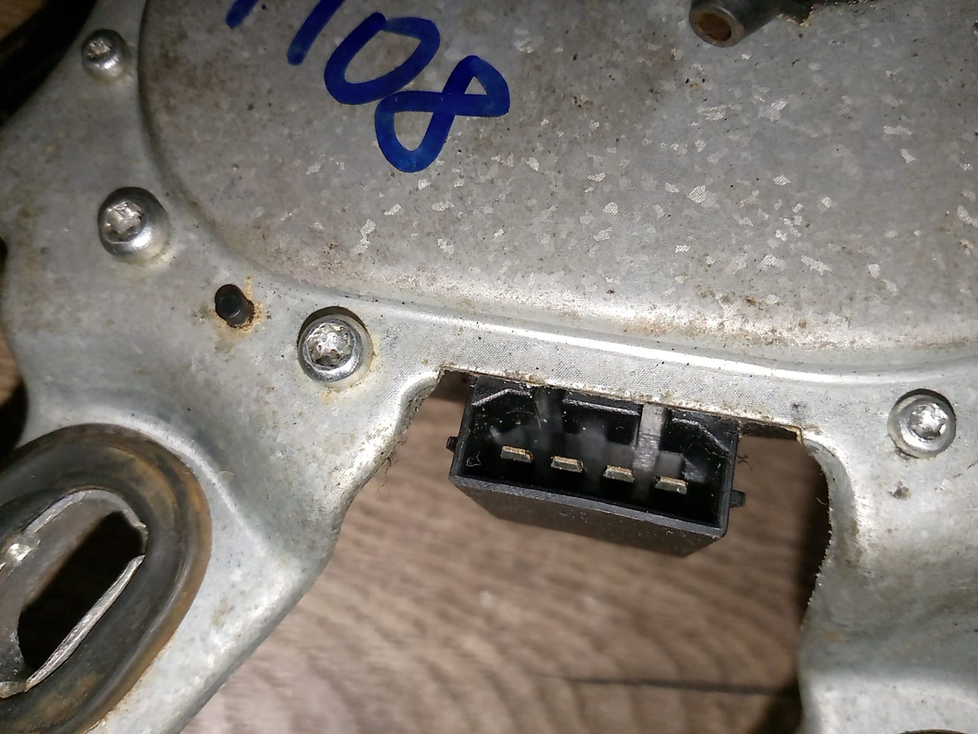 https://gcs.partsauto.market/rn-stockpro.appspot.com/thmbs/userImages/a486c87f8955b6e25f9185efee619899/part/9b37c0aa-2dab-457f-81b2-3efb940f9a96_1747843756398.jpg