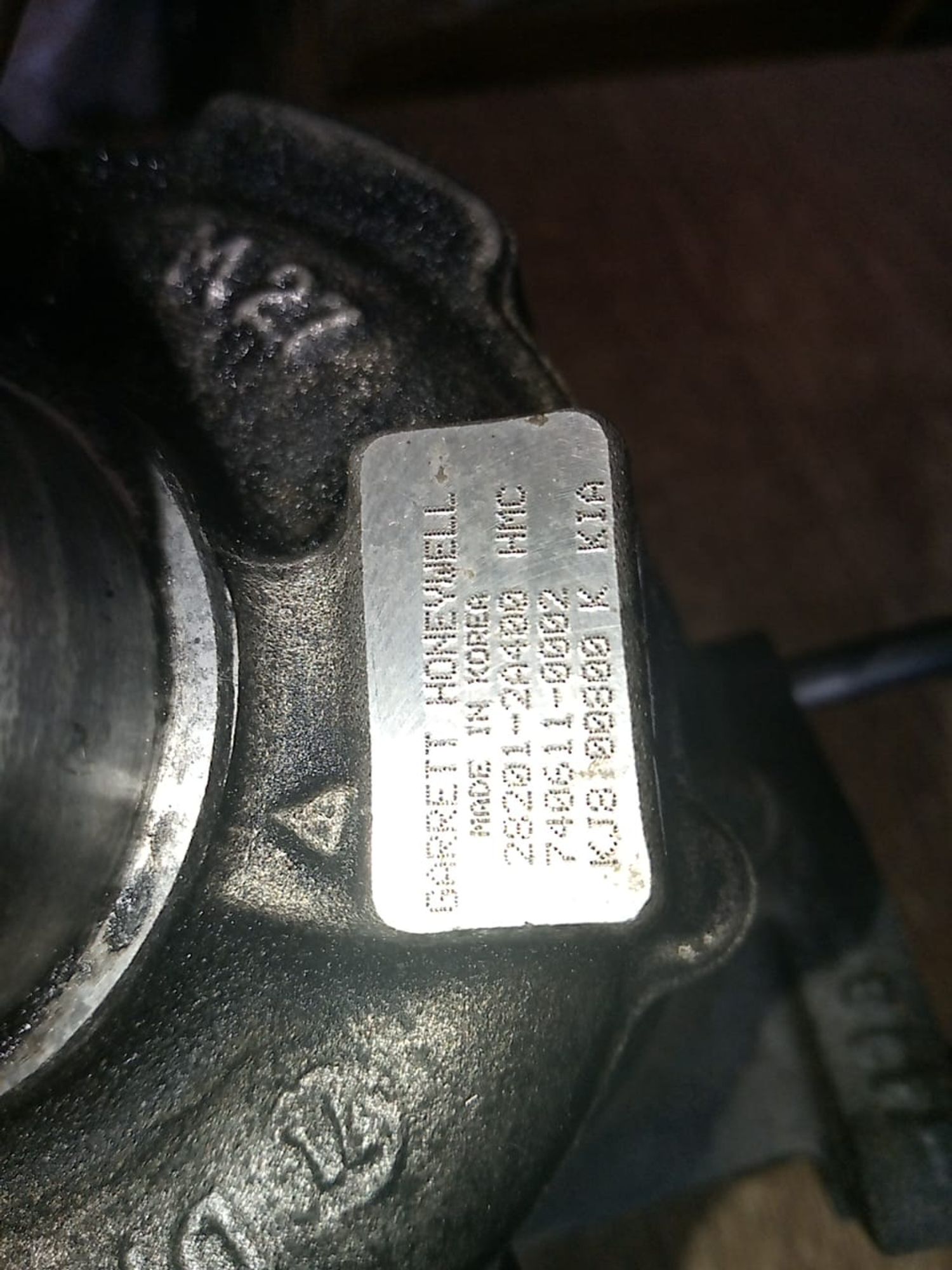 https://gcs.partsauto.market/rn-stockpro.appspot.com/thmbs/userImages/a486c87f8955b6e25f9185efee619899/part/a0385b7d-cbab-4c63-874e-f520ac0c64ea_1747981616777.jpg