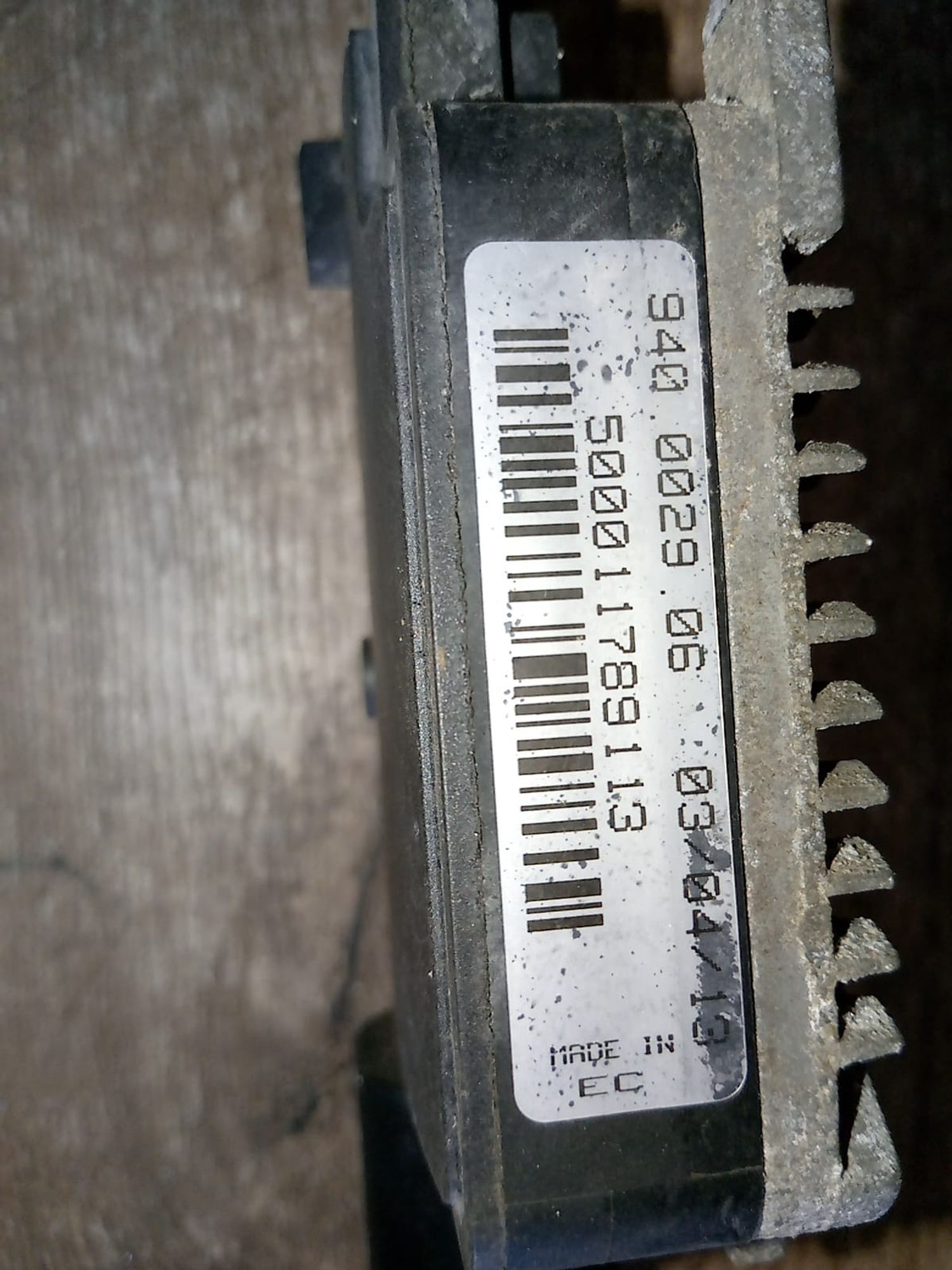 https://gcs.partsauto.market/rn-stockpro.appspot.com/thmbs/userImages/a486c87f8955b6e25f9185efee619899/part/ac5aeee7-8ccb-4728-a3ba-ea1dd06ca696_1748438683586.jpg