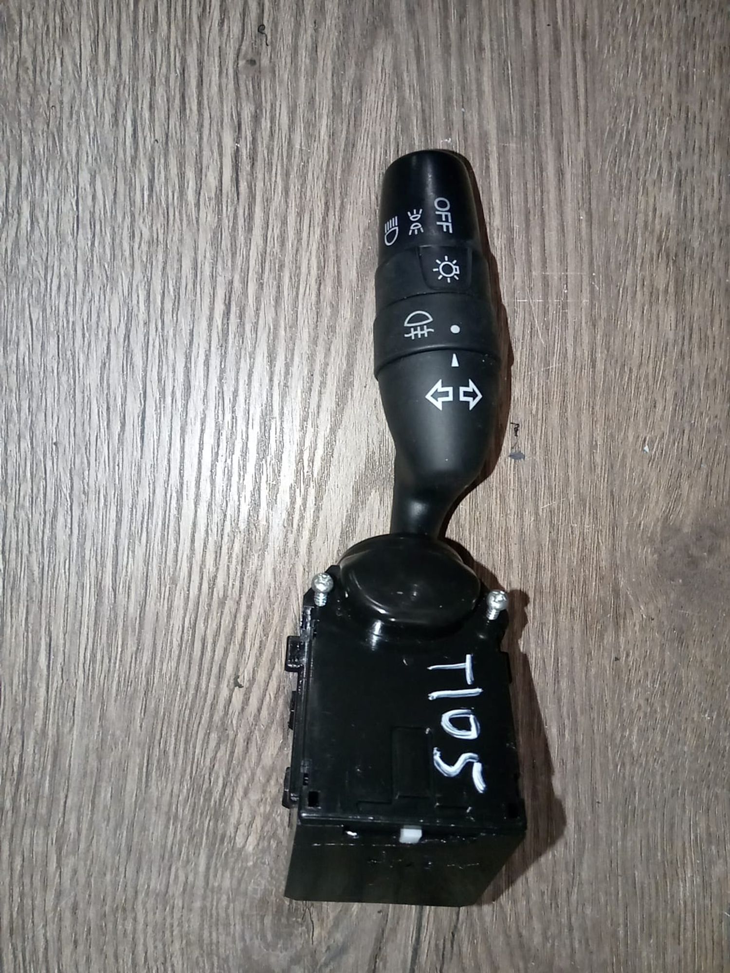 https://gcs.partsauto.market/rn-stockpro.appspot.com/thmbs/userImages/a486c87f8955b6e25f9185efee619899/part/b0751977-c794-438f-a2a8-d7177a0e4ab8_1747557012675.jpg