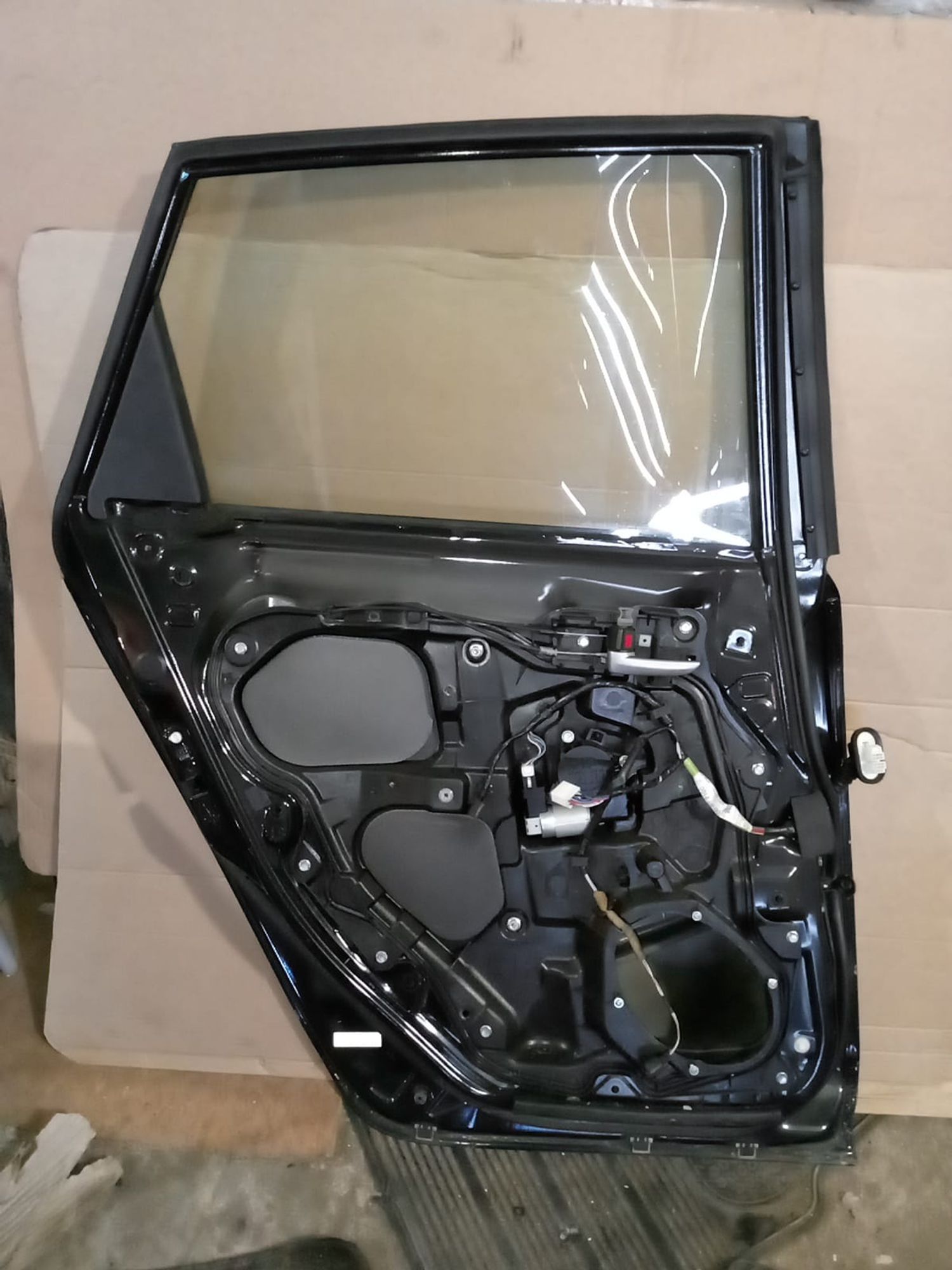 https://gcs.partsauto.market/rn-stockpro.appspot.com/thmbs/userImages/a486c87f8955b6e25f9185efee619899/part/de1fbff1-5dc7-4a89-8abf-18f3085f64c4_1746221579187.jpg