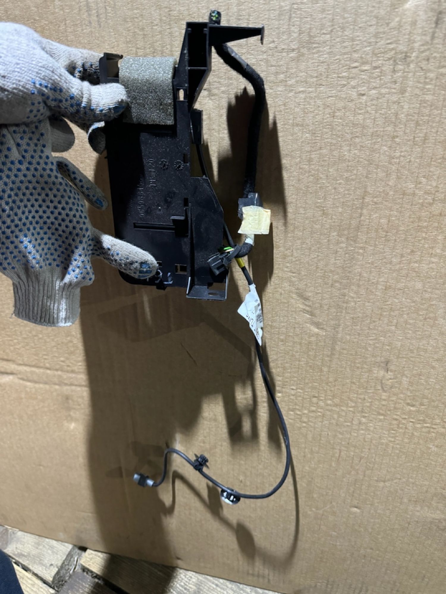 https://gcs.partsauto.market/rn-stockpro.appspot.com/thmbs/userImages/a486c87f8955b6e25f9185efee619899/part/dfac775a-98ea-4379-a34e-3d69179627d8_1746016057998.jpg