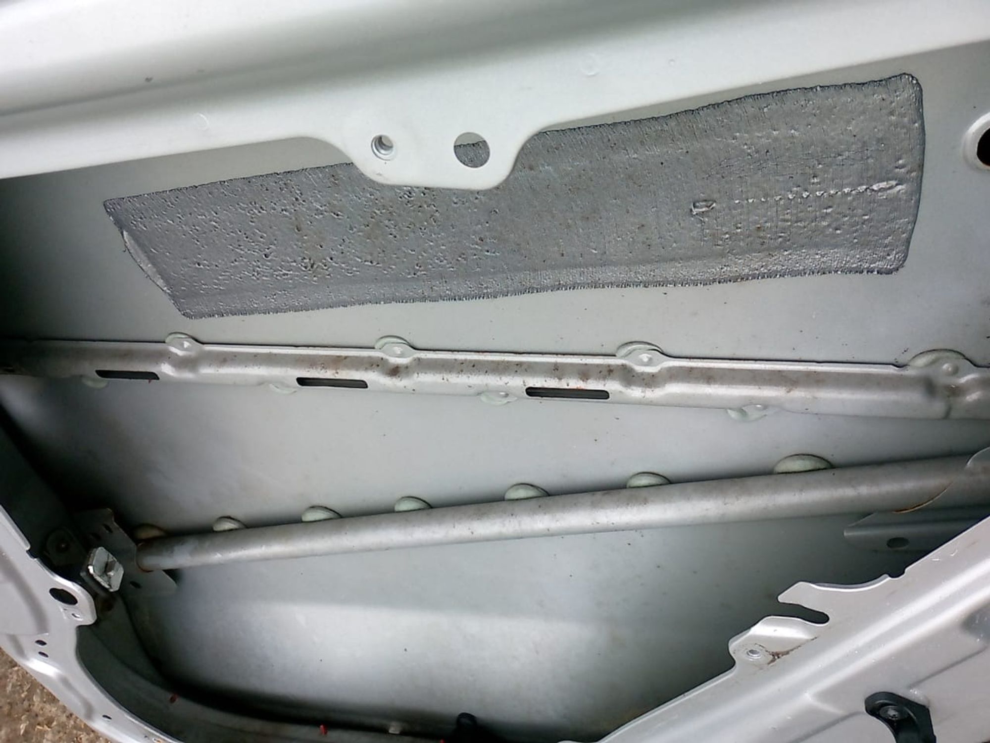https://gcs.partsauto.market/rn-stockpro.appspot.com/thmbs/userImages/a486c87f8955b6e25f9185efee619899/part/ed108590-e802-43cd-80b6-a5c0dd7996c2_1748094762778.jpg