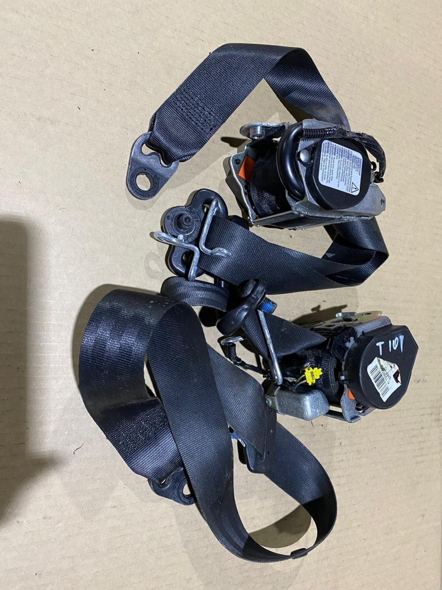 https://gcs.partsauto.market/rn-stockpro.appspot.com/thmbs/userImages/a486c87f8955b6e25f9185efee619899/part/f3cffdc7-f2b2-4b28-9aed-ceebb5712fd5_1750277875802.jpg