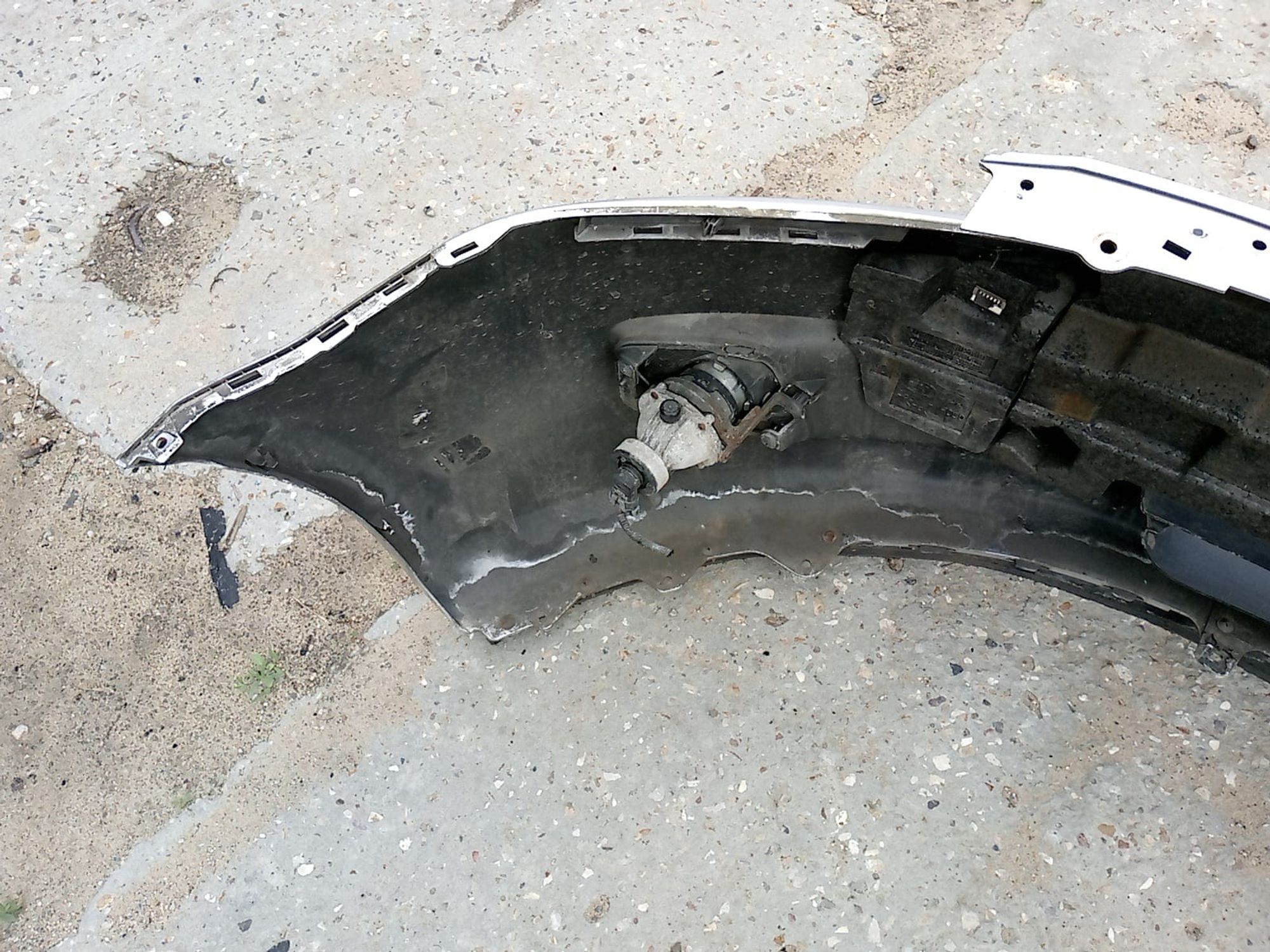 https://gcs.partsauto.market/rn-stockpro.appspot.com/thmbs/userImages/a486c87f8955b6e25f9185efee619899/part/f5bb316d-043b-4acd-9f76-34d0c1db81c3_1750278627334.jpg