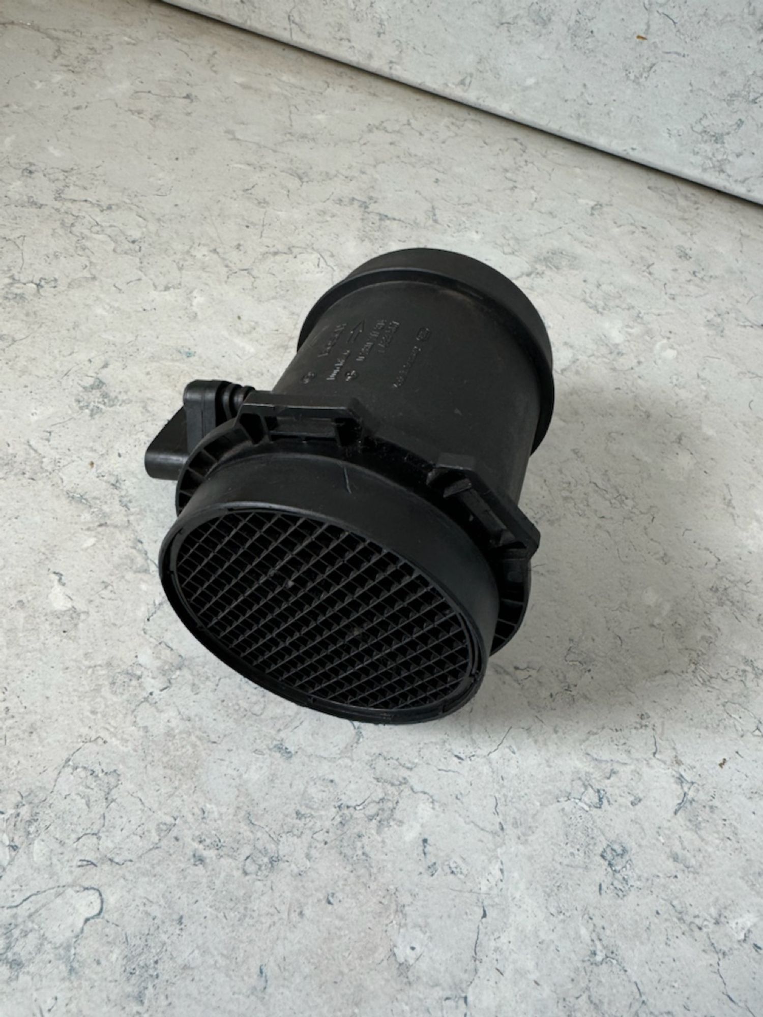 https://gcs.partsauto.market/rn-stockpro.appspot.com/thmbs/userImages/a909ba6a315635f66d2dc9265c66c6a4/part/3764c887-7a0d-4d9f-9dc2-78cc36befd77_1746610442976.jpg