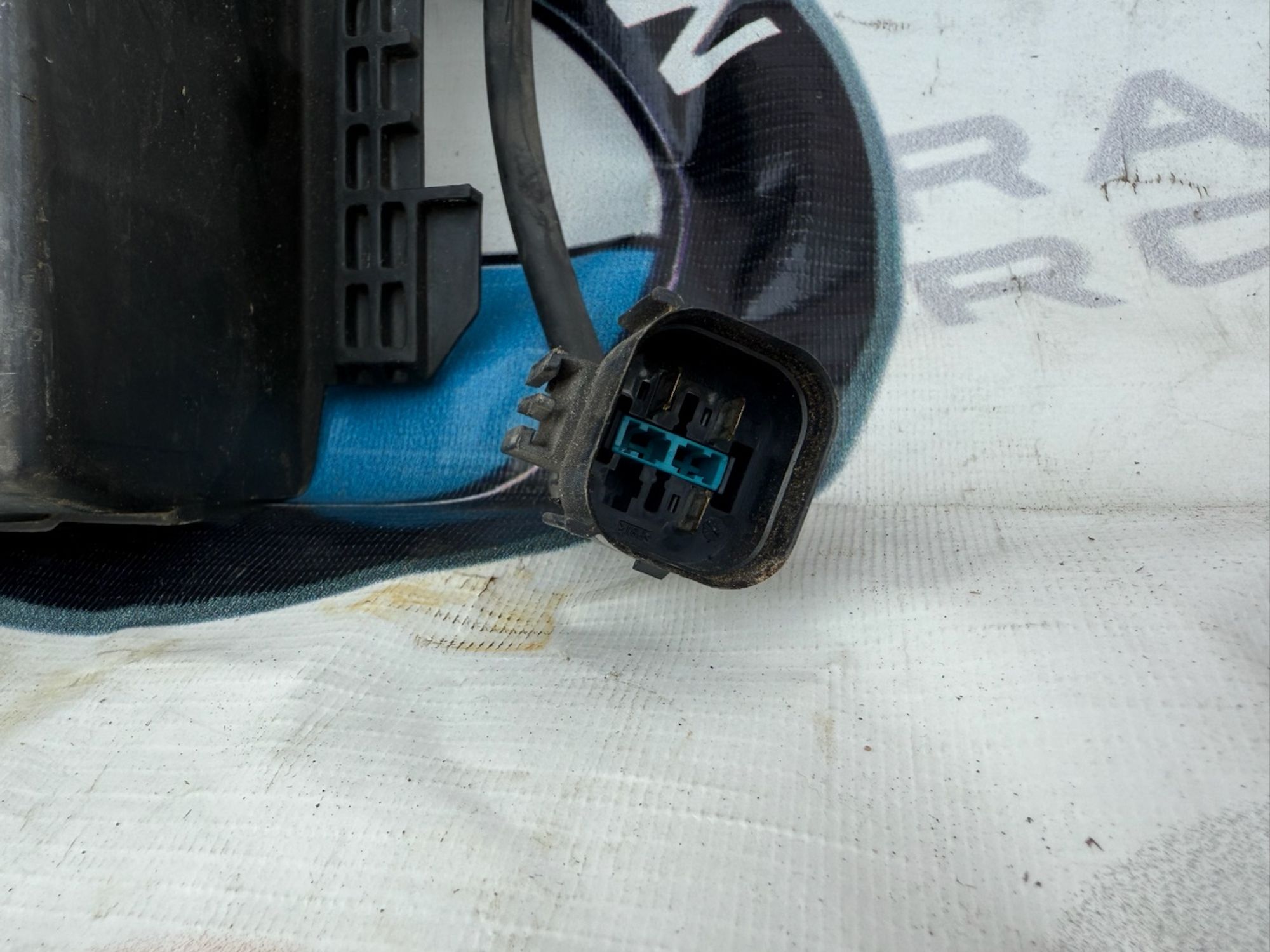 https://gcs.partsauto.market/rn-stockpro.appspot.com/thmbs/userImages/a909ba6a315635f66d2dc9265c66c6a4/part/3dcdcb0b-f799-4784-8ff9-8982074479f8_1749649958381.jpg