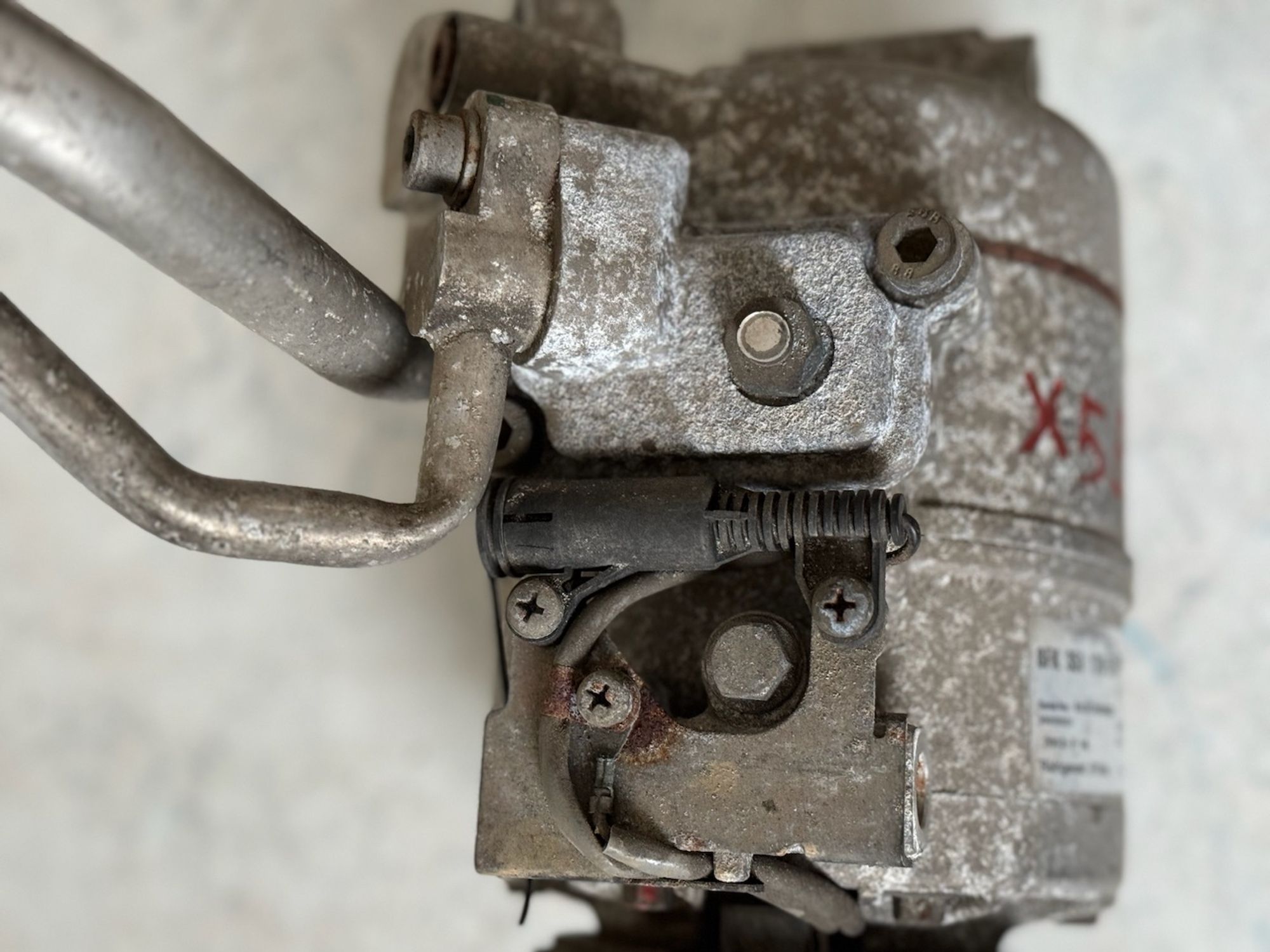 https://gcs.partsauto.market/rn-stockpro.appspot.com/thmbs/userImages/a909ba6a315635f66d2dc9265c66c6a4/part/4c37cdd6-a540-47bf-a388-6577daf25d34_1741783956057.jpg
