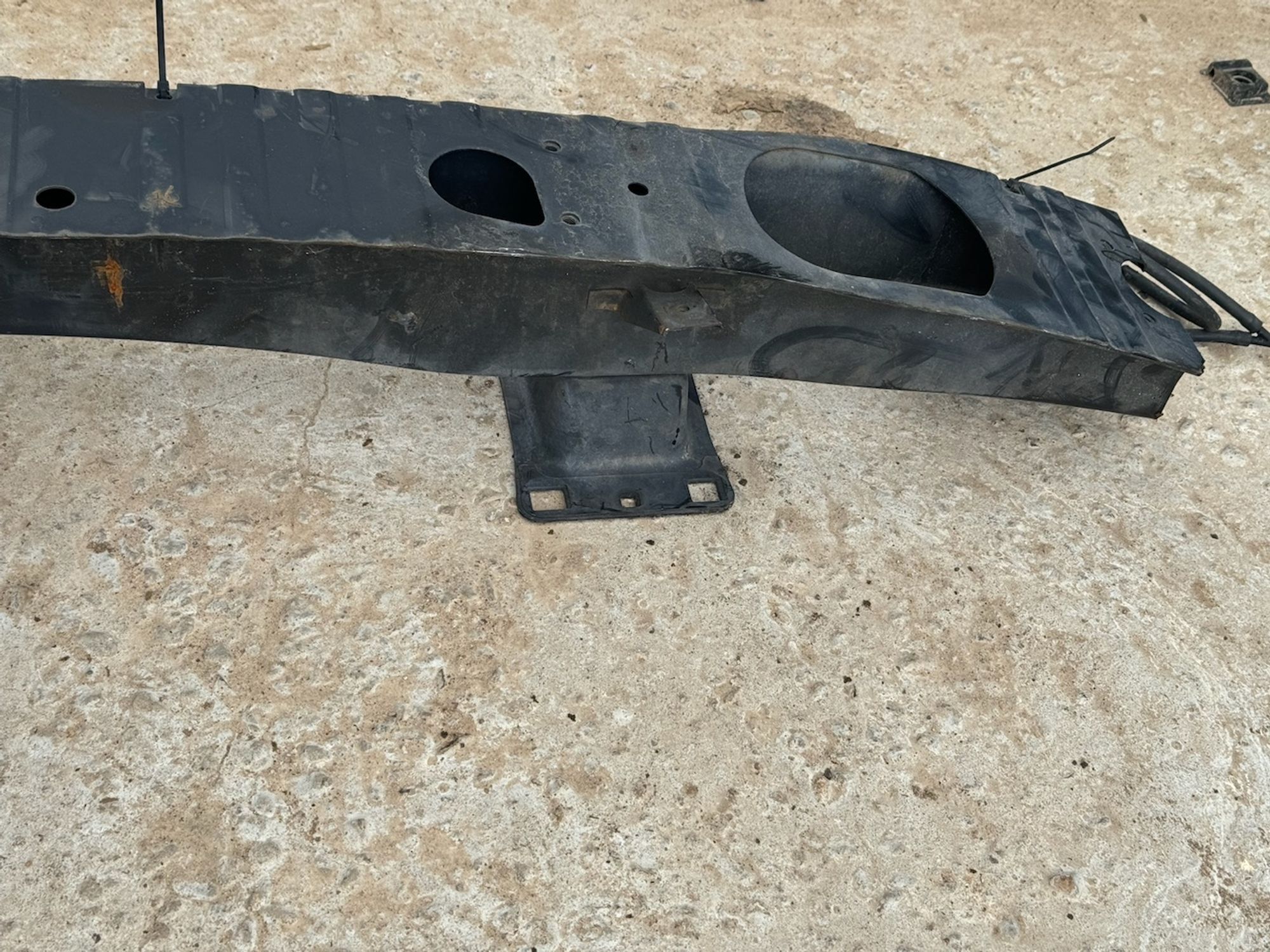 https://gcs.partsauto.market/rn-stockpro.appspot.com/thmbs/userImages/a909ba6a315635f66d2dc9265c66c6a4/part/520b8310-509f-4135-9f14-658784e59a78_1746699695370.jpg