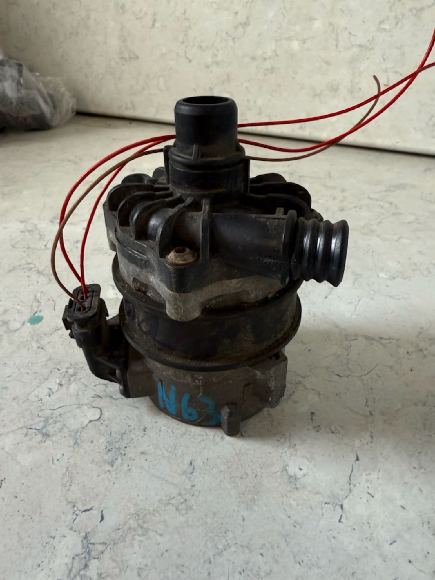 https://gcs.partsauto.market/rn-stockpro.appspot.com/thmbs/userImages/a909ba6a315635f66d2dc9265c66c6a4/part/7076ded4-89f1-4dbc-8104-76e05fe96d92_1746018341760.jpg