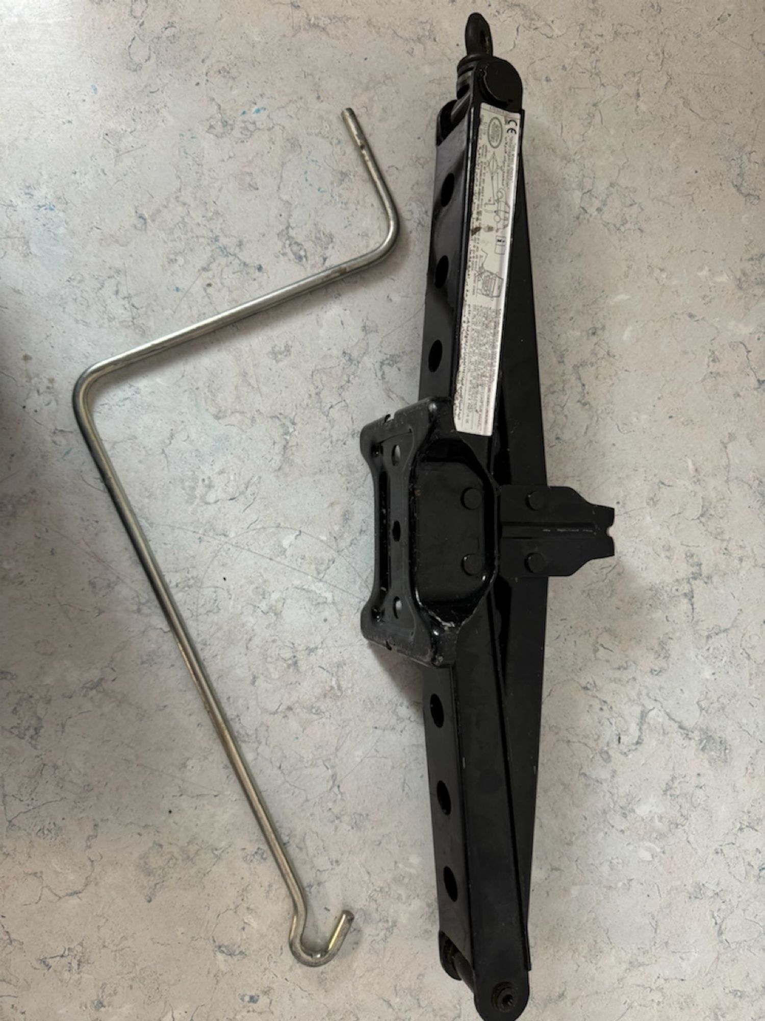 https://gcs.partsauto.market/rn-stockpro.appspot.com/thmbs/userImages/a909ba6a315635f66d2dc9265c66c6a4/part/813e1719-2c3b-4a3c-8b3e-aba8e92879d0_1746615684041.jpg