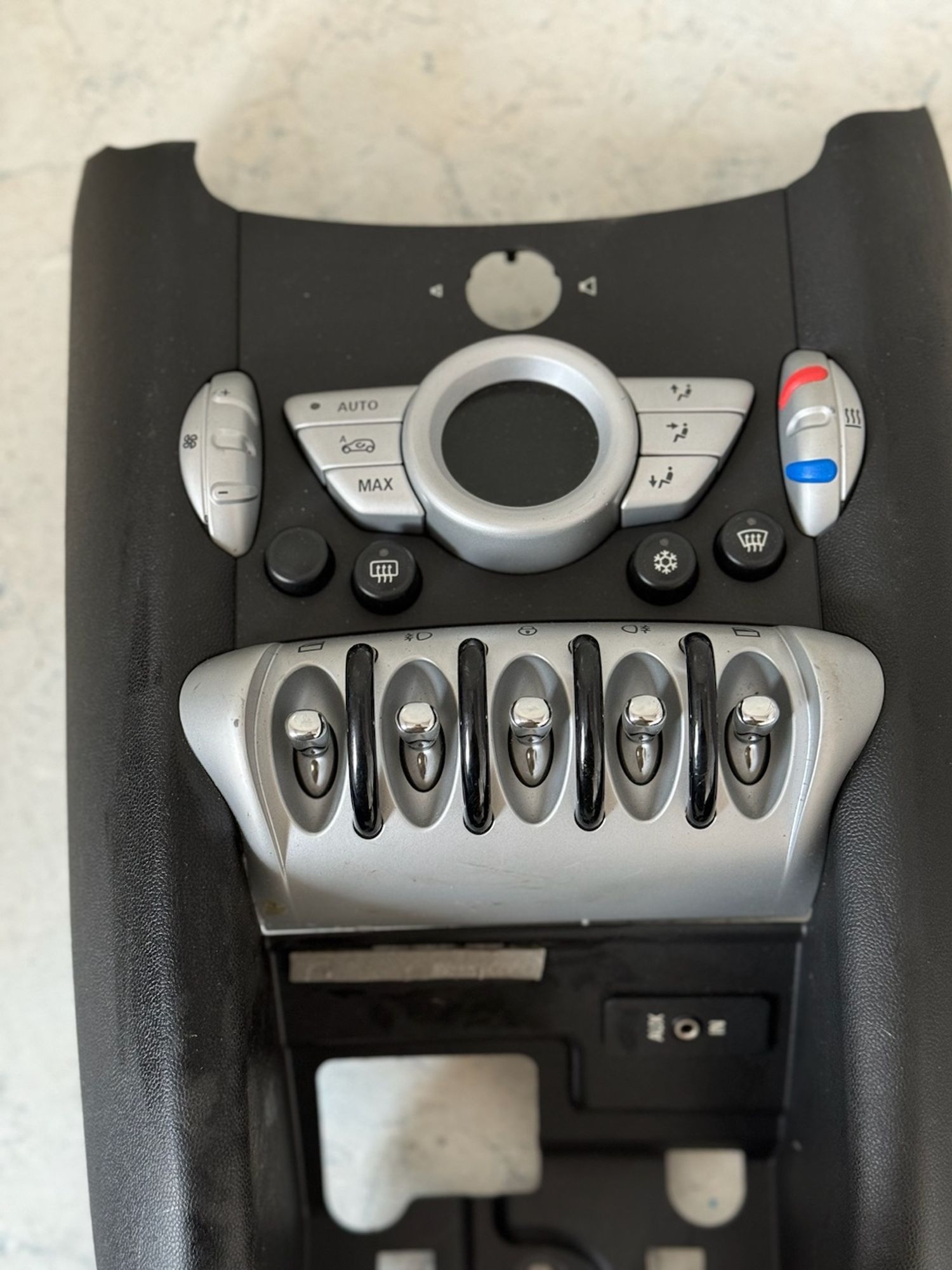 https://gcs.partsauto.market/rn-stockpro.appspot.com/thmbs/userImages/a909ba6a315635f66d2dc9265c66c6a4/part/b6d9dbe3-98c5-4708-b9a5-897054caa694_1741777534857.jpg