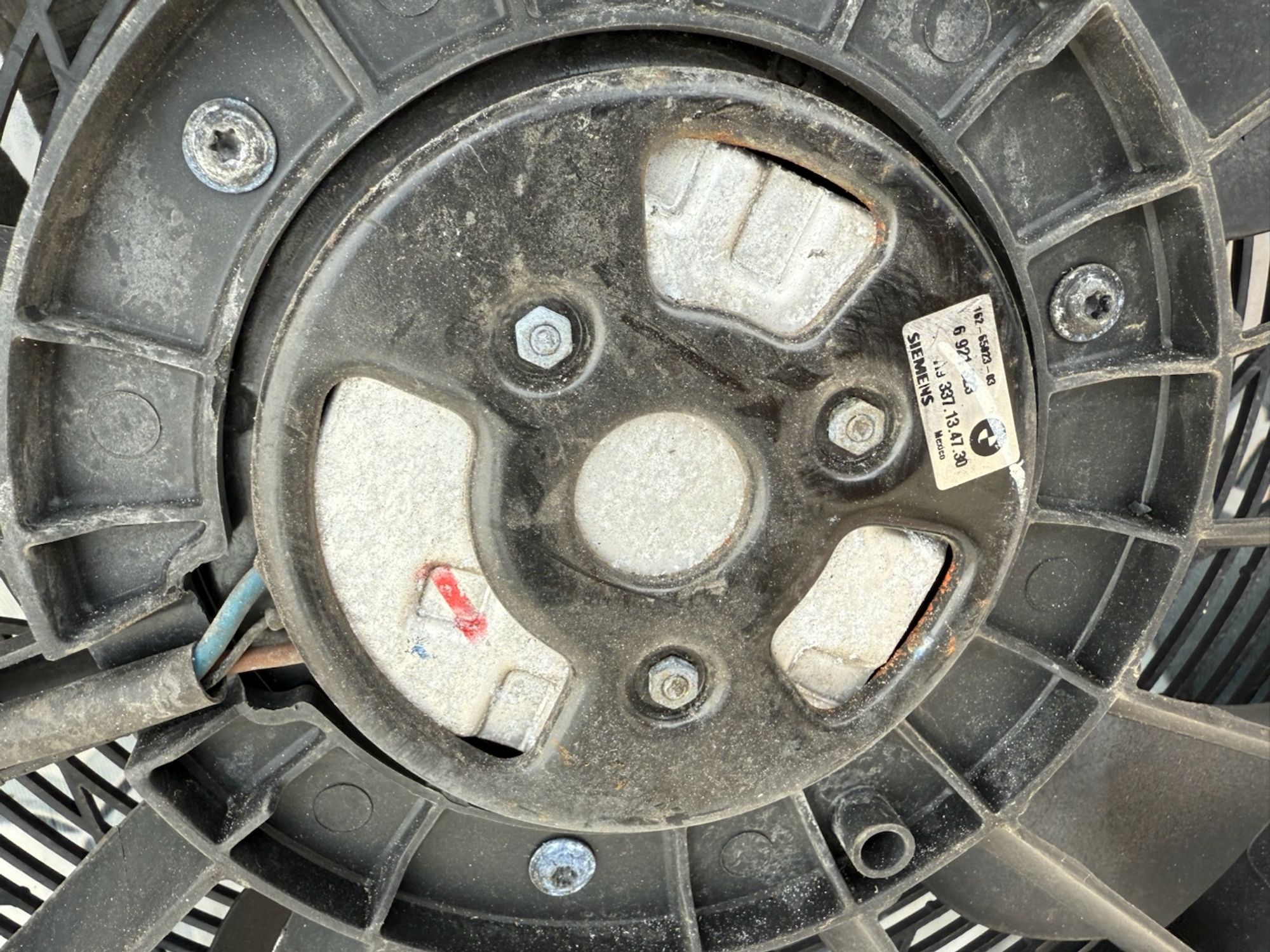 https://gcs.partsauto.market/rn-stockpro.appspot.com/thmbs/userImages/a909ba6a315635f66d2dc9265c66c6a4/part/be6f6c1a-699f-4e3b-aa4f-6372d5a73830_1749649952389.jpg
