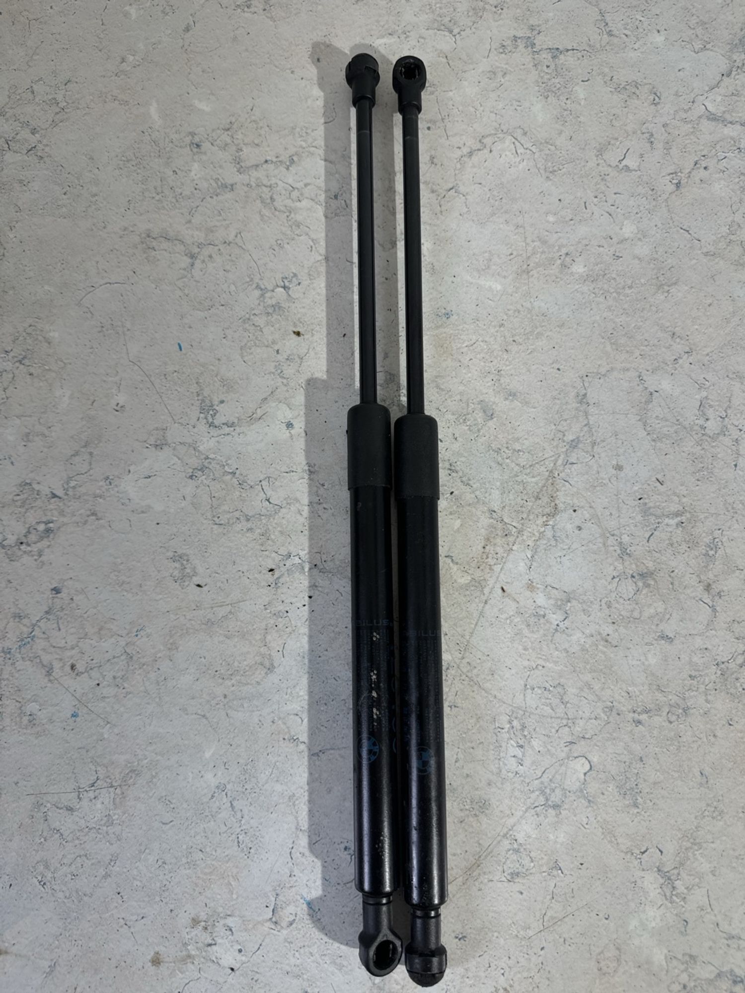 https://gcs.partsauto.market/rn-stockpro.appspot.com/thmbs/userImages/a909ba6a315635f66d2dc9265c66c6a4/part/bf7c2d82-8de3-4c1a-abf6-4084146e0f48_1746621914855.jpg
