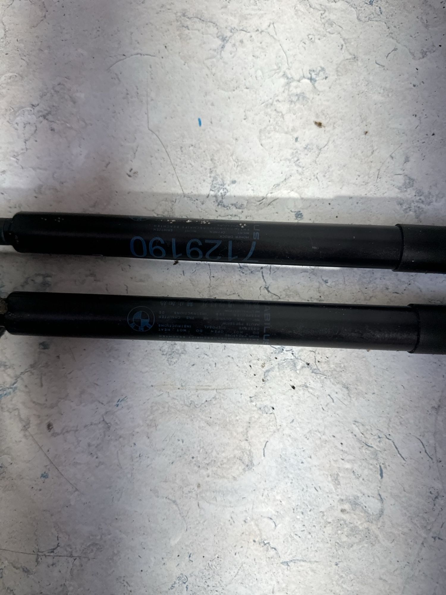 https://gcs.partsauto.market/rn-stockpro.appspot.com/thmbs/userImages/a909ba6a315635f66d2dc9265c66c6a4/part/c4eff13c-3ba1-4cbc-899b-841278bd486e_1746621922997.jpg