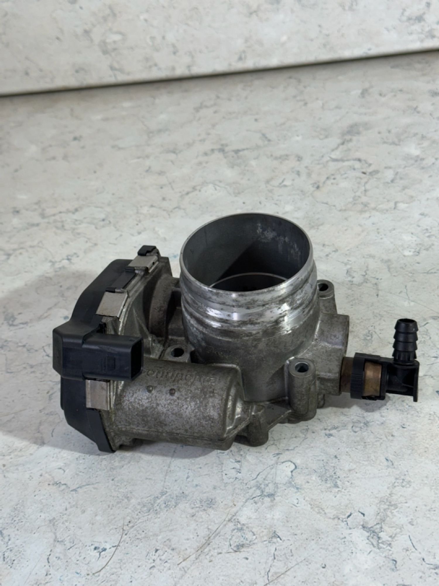 https://gcs.partsauto.market/rn-stockpro.appspot.com/thmbs/userImages/a909ba6a315635f66d2dc9265c66c6a4/part/ca52a3d6-ce2f-49f4-aab6-e5cf6403c892_1746617681927.jpg