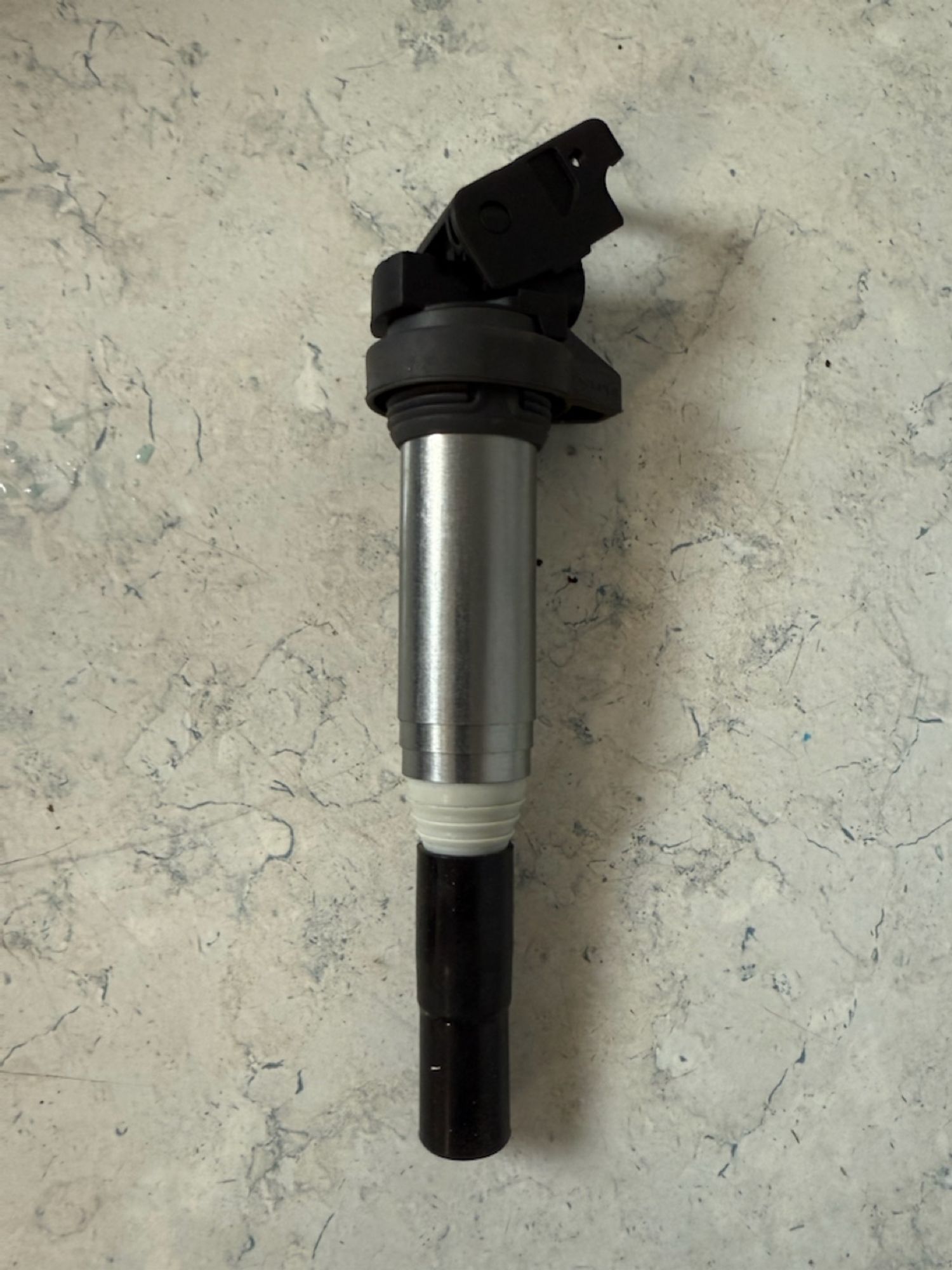 https://gcs.partsauto.market/rn-stockpro.appspot.com/thmbs/userImages/a909ba6a315635f66d2dc9265c66c6a4/part/cde0e73d-c8d4-4f74-8ad1-7d503ff3bab6_1746091718284.jpg